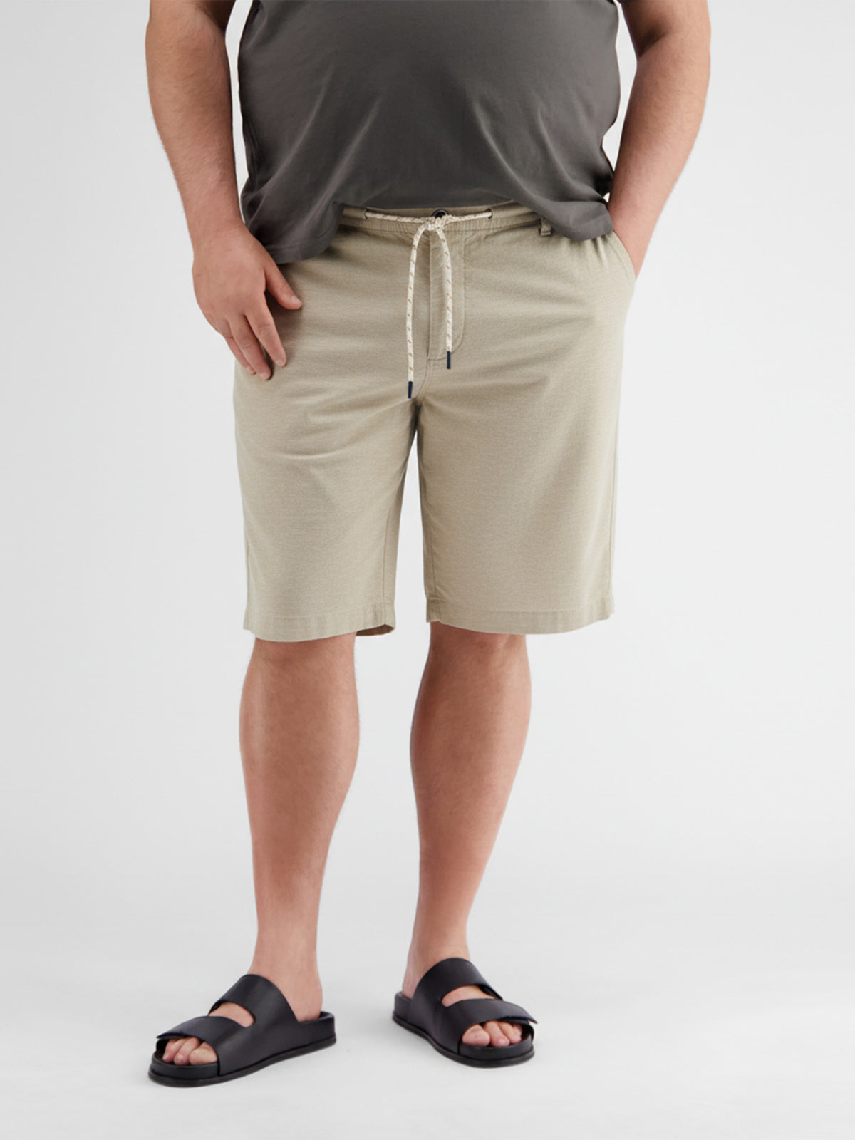 Bequeme Shorts mit Kordelzug in grossen Größen - Chino Shorts