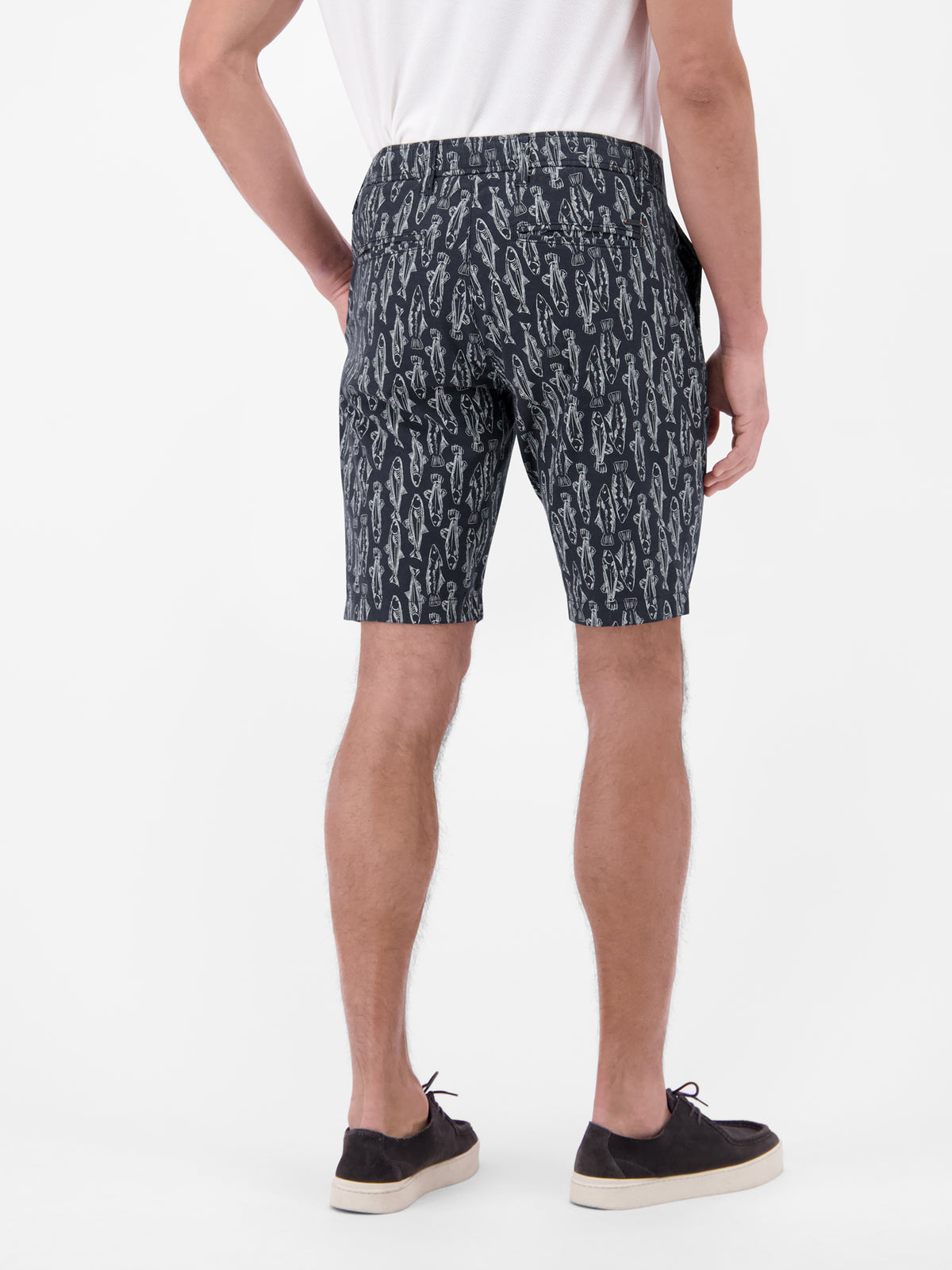 Leichte Chino-Bermuda mit marinem Print - Chino Shorts