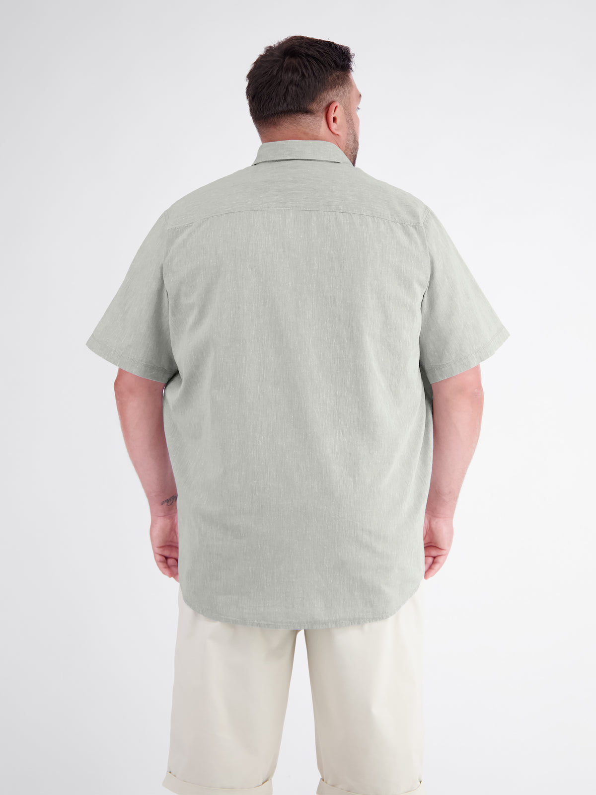 Short-sleeved shirt, solid color, in plus sizes