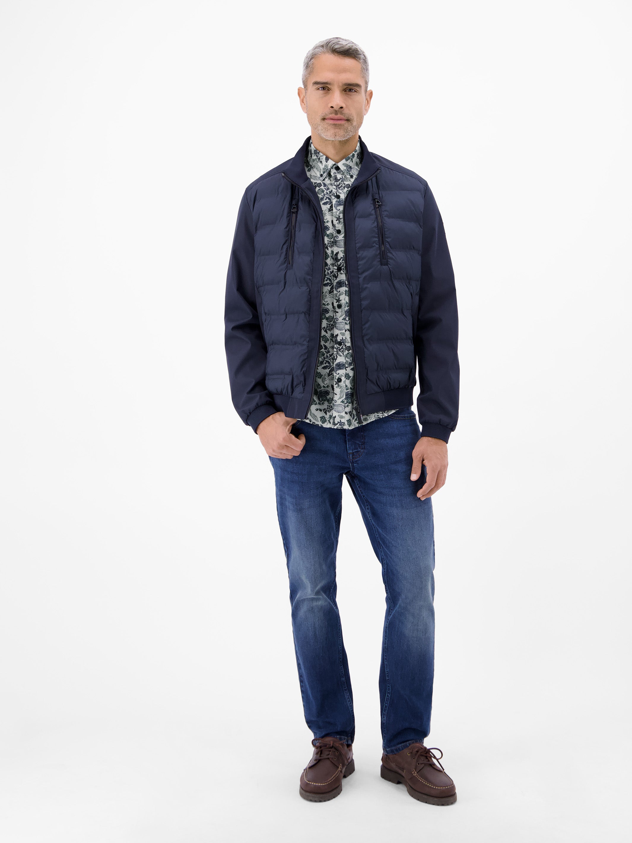 Kurzarmhemd mit sportivem Button-down-Kragen - Kurzarmhemd