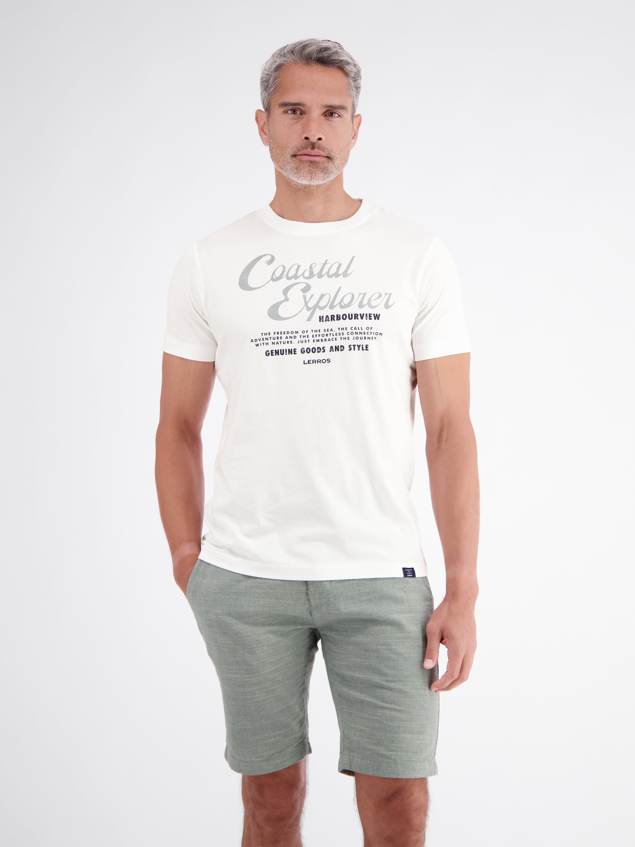 T-shirt made from 100% cotton with chest print