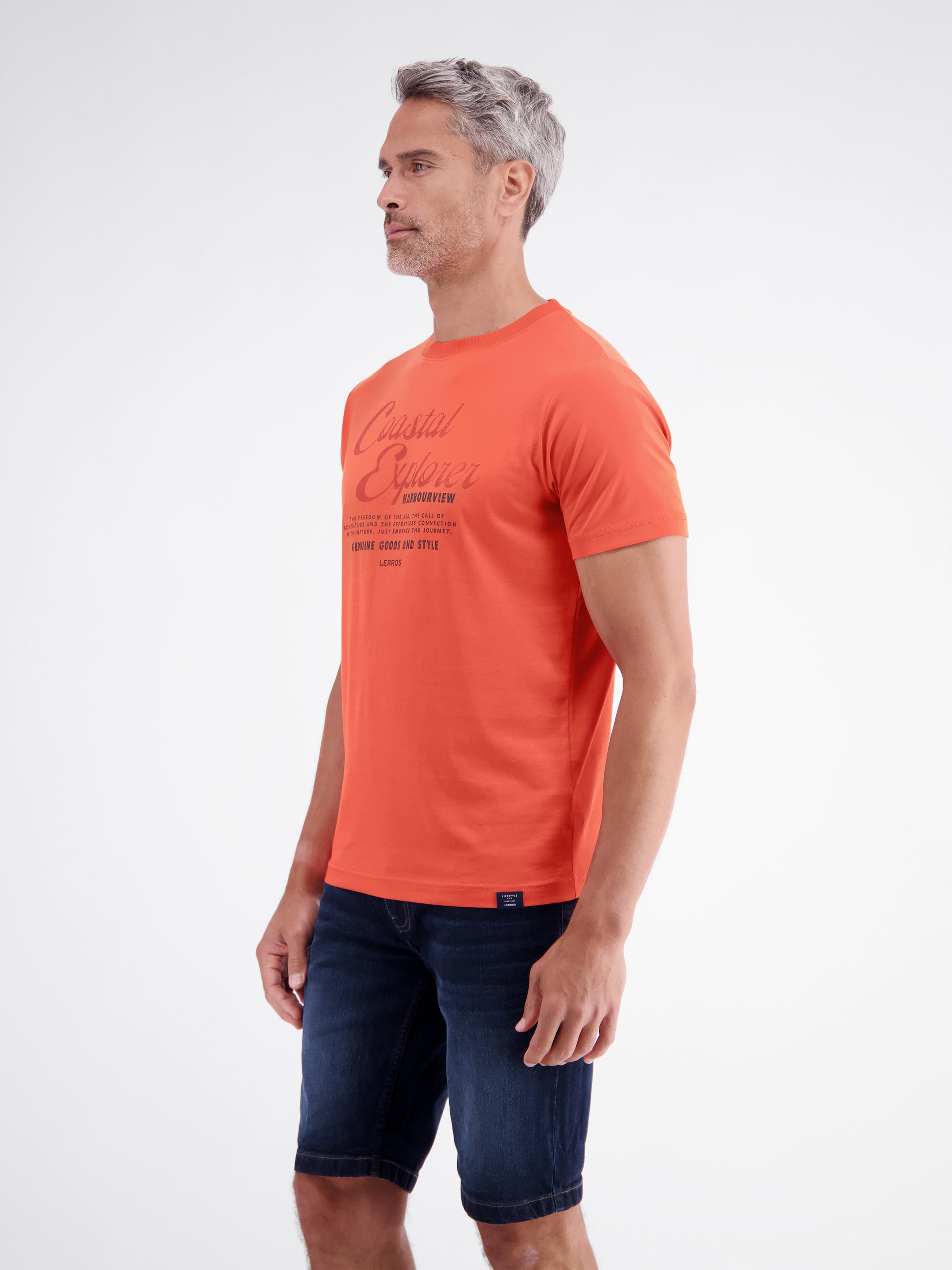 T-shirt made from 100% cotton with chest print
