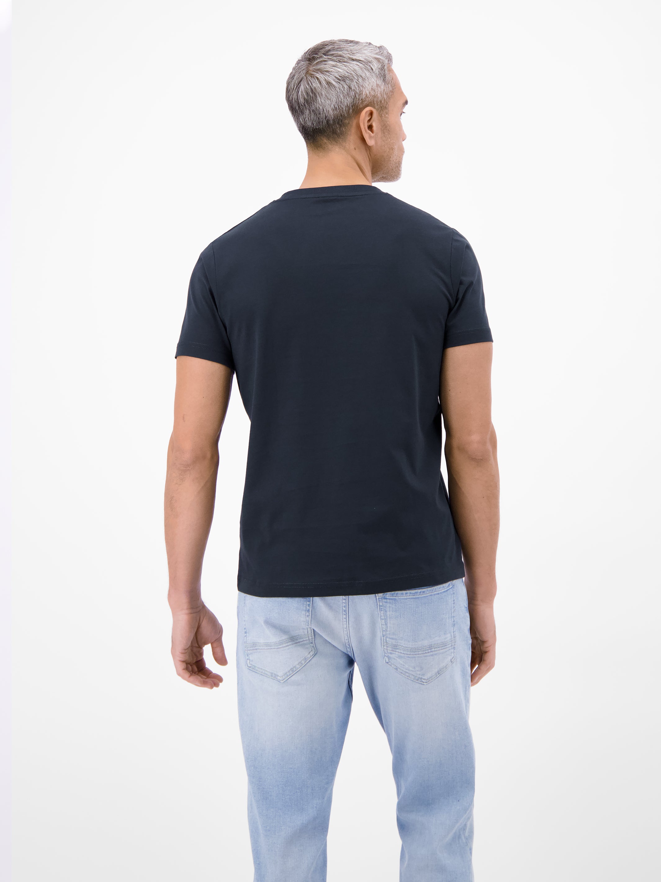 T-Shirt aus 100 % Baumwolle mit Brustprint - T-Shirt Rundhals