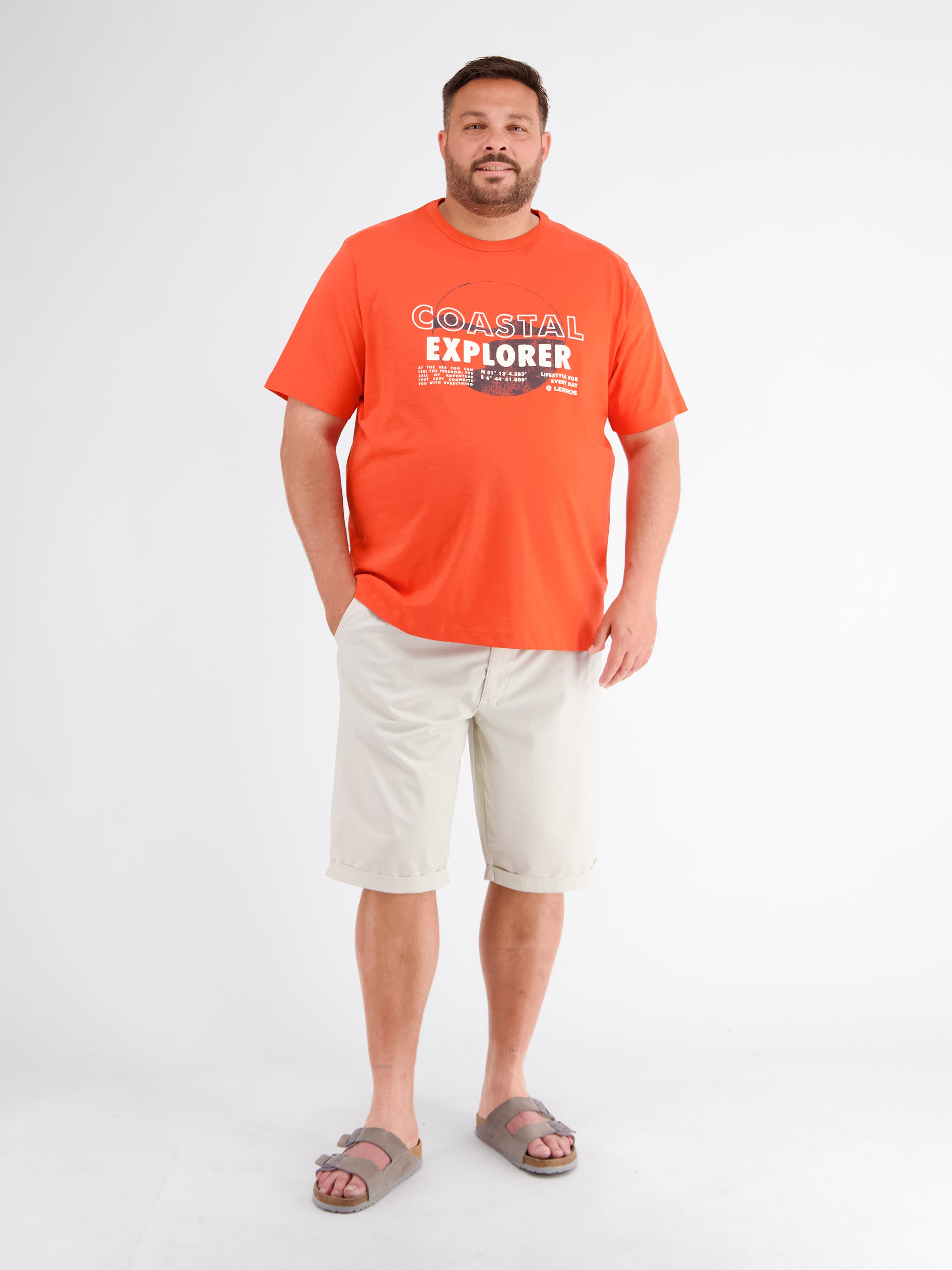 T-shirt with O-neck in plus sizes