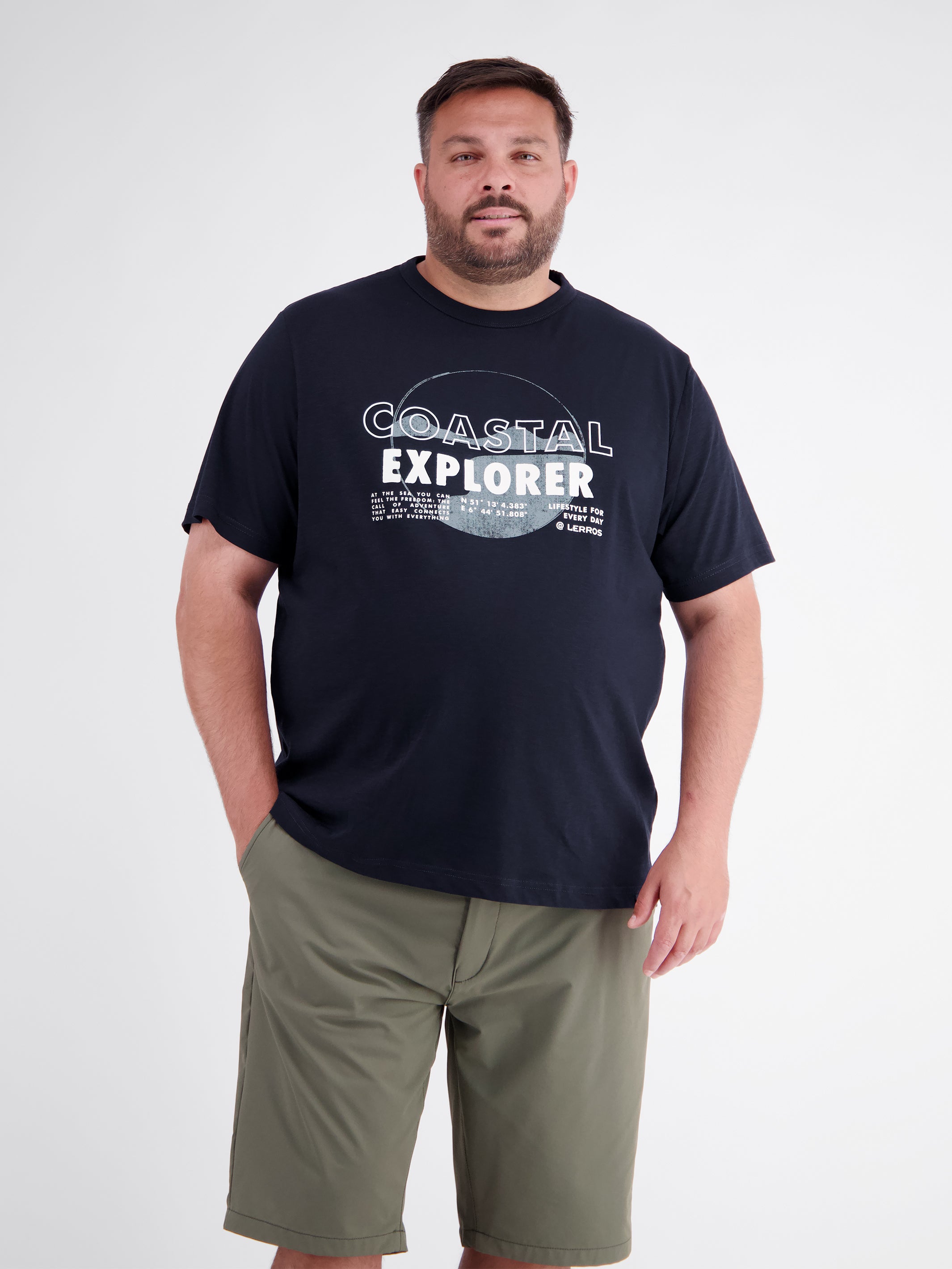 T-shirt with O-neck in plus sizes