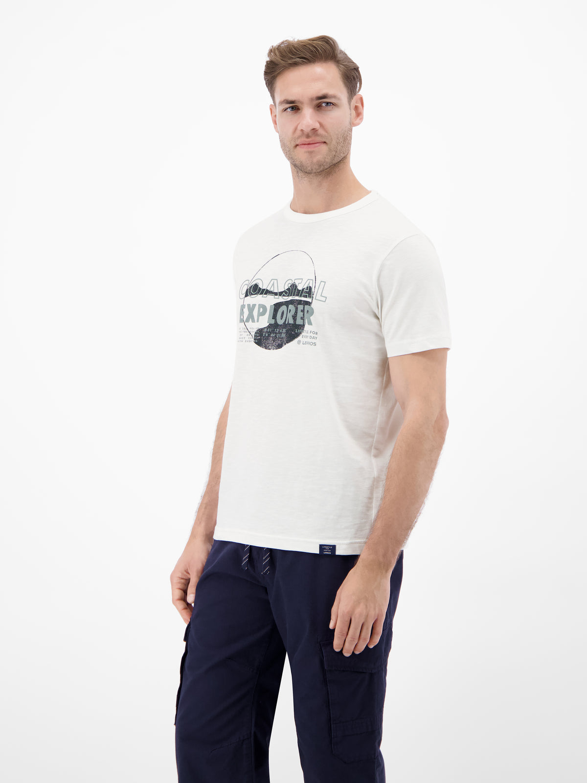 T-Shirt mit Brustprint und Rundhalsausschnitt - T-Shirt Rundhals