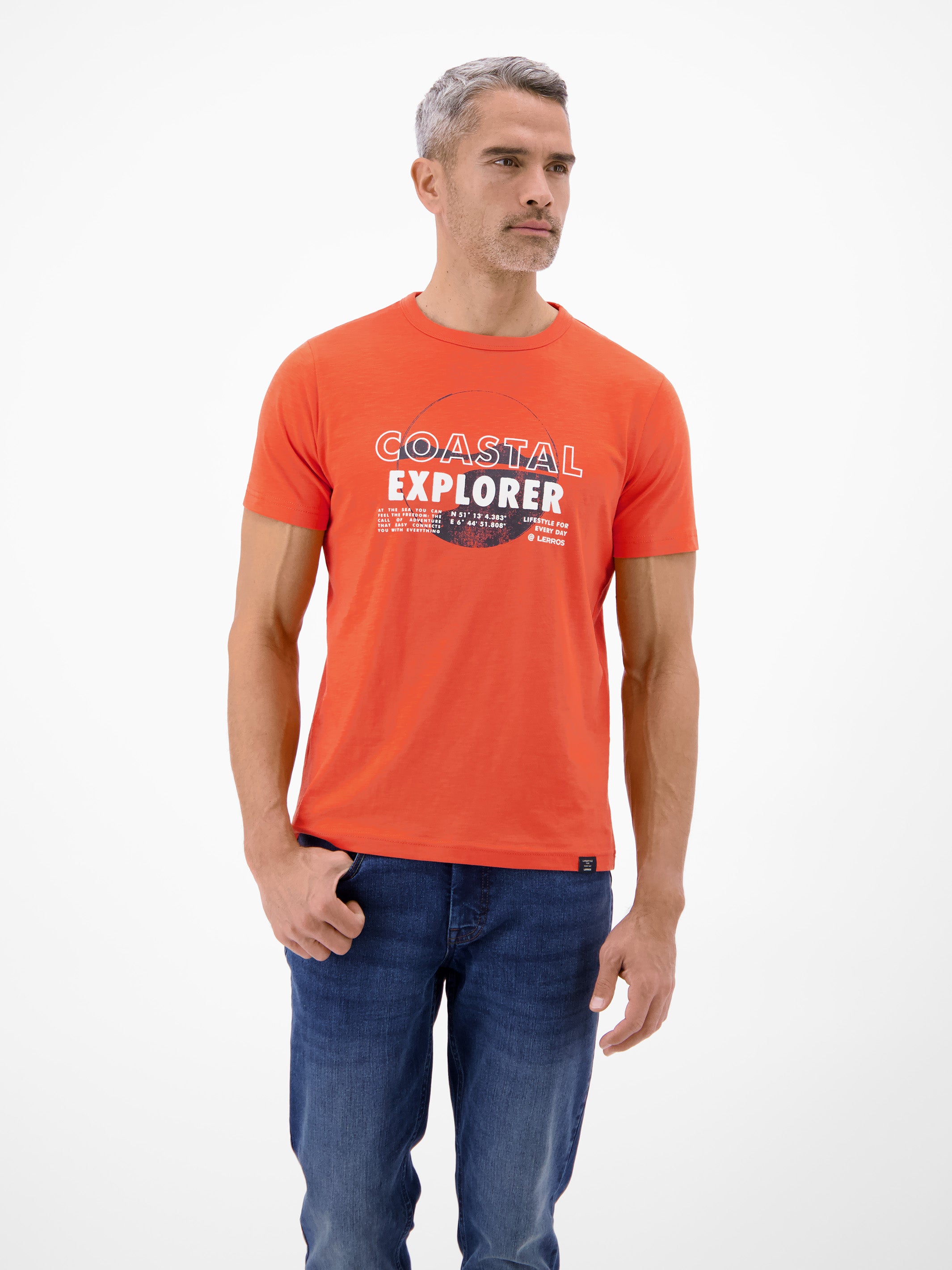 T-Shirt mit Brustprint und Rundhalsausschnitt - T-Shirt Rundhals