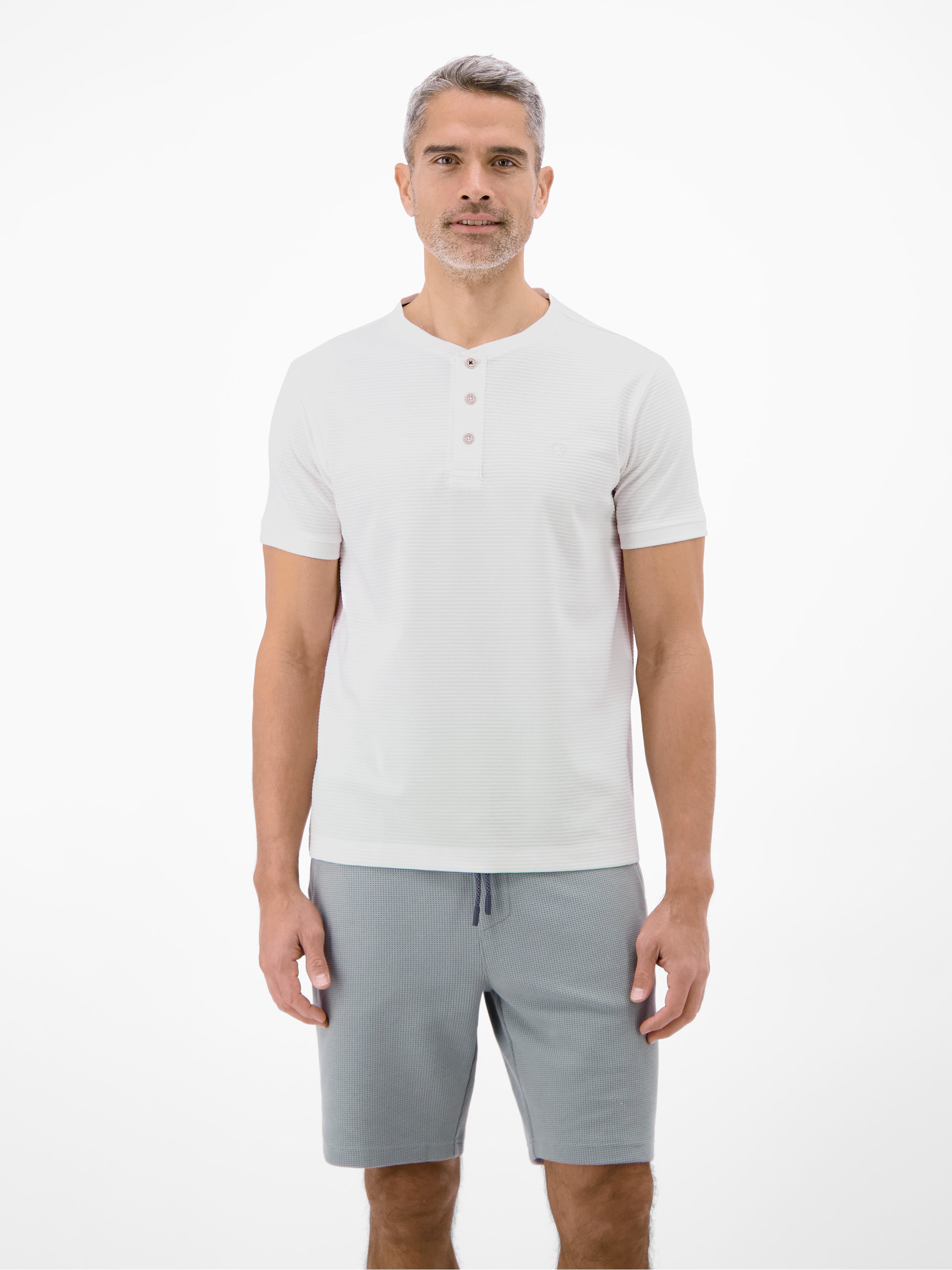T-Shirt mit Rundkragen und Cool & Dry Funktion - T-Shirt Rundhals