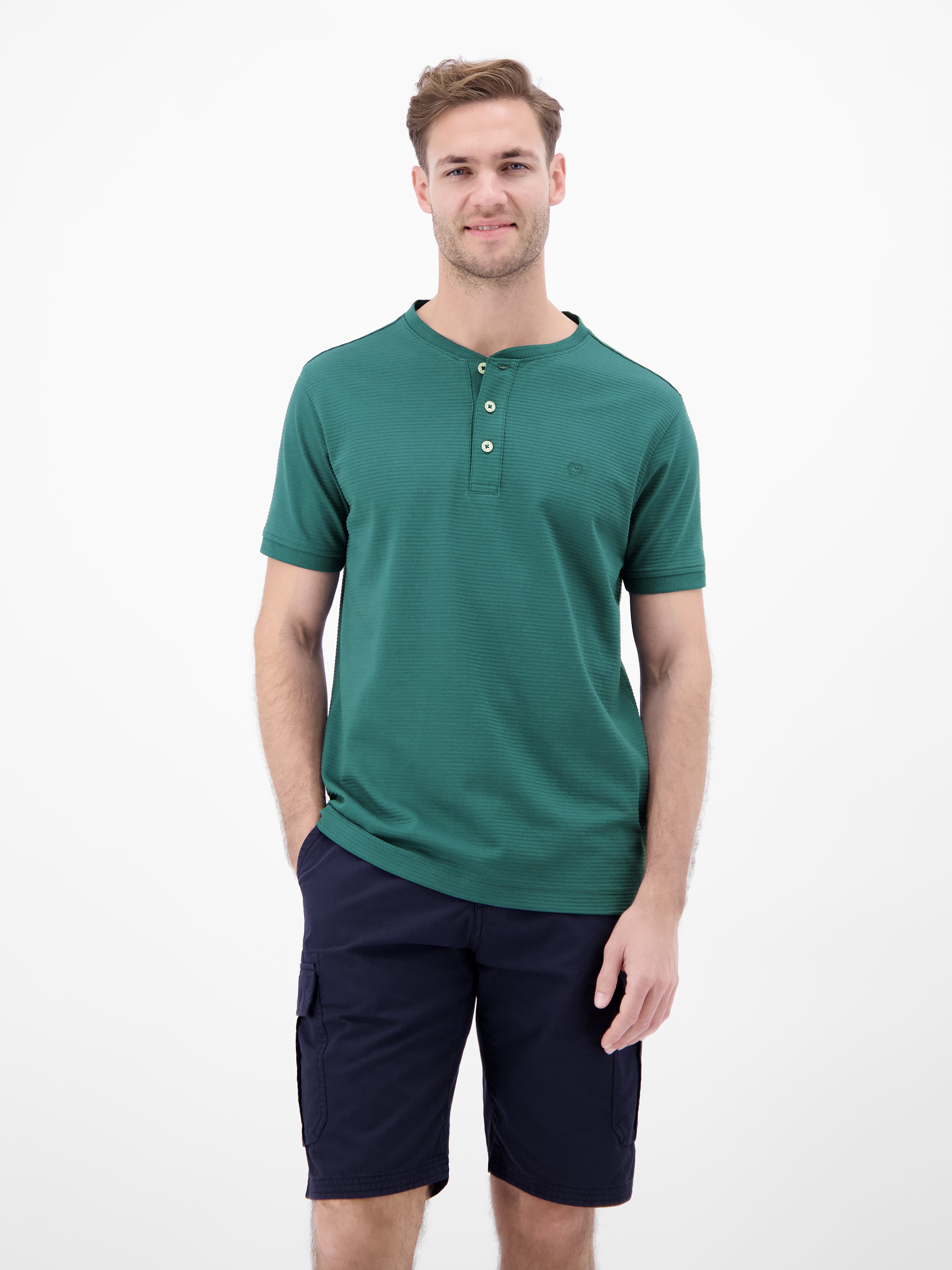 T-Shirt mit Rundkragen und Cool & Dry Funktion - T-Shirt Rundhals
