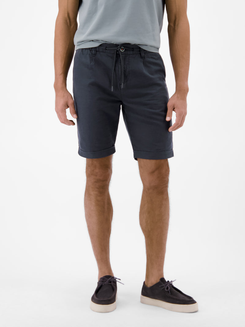 Chino-Shorts aus Baumwoll-Leinen-Mischgewebe - Chino Shorts
