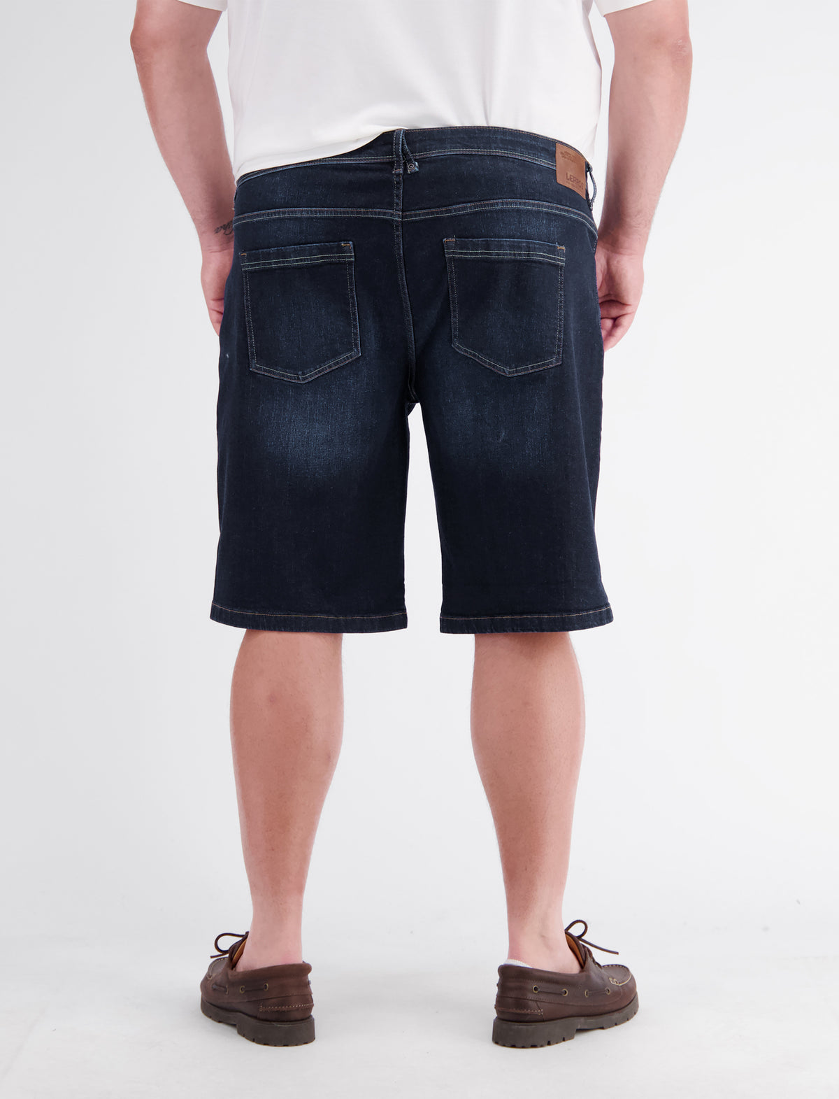 Denim Bermuda shorts made from a flexible cotton blend, plus sizes