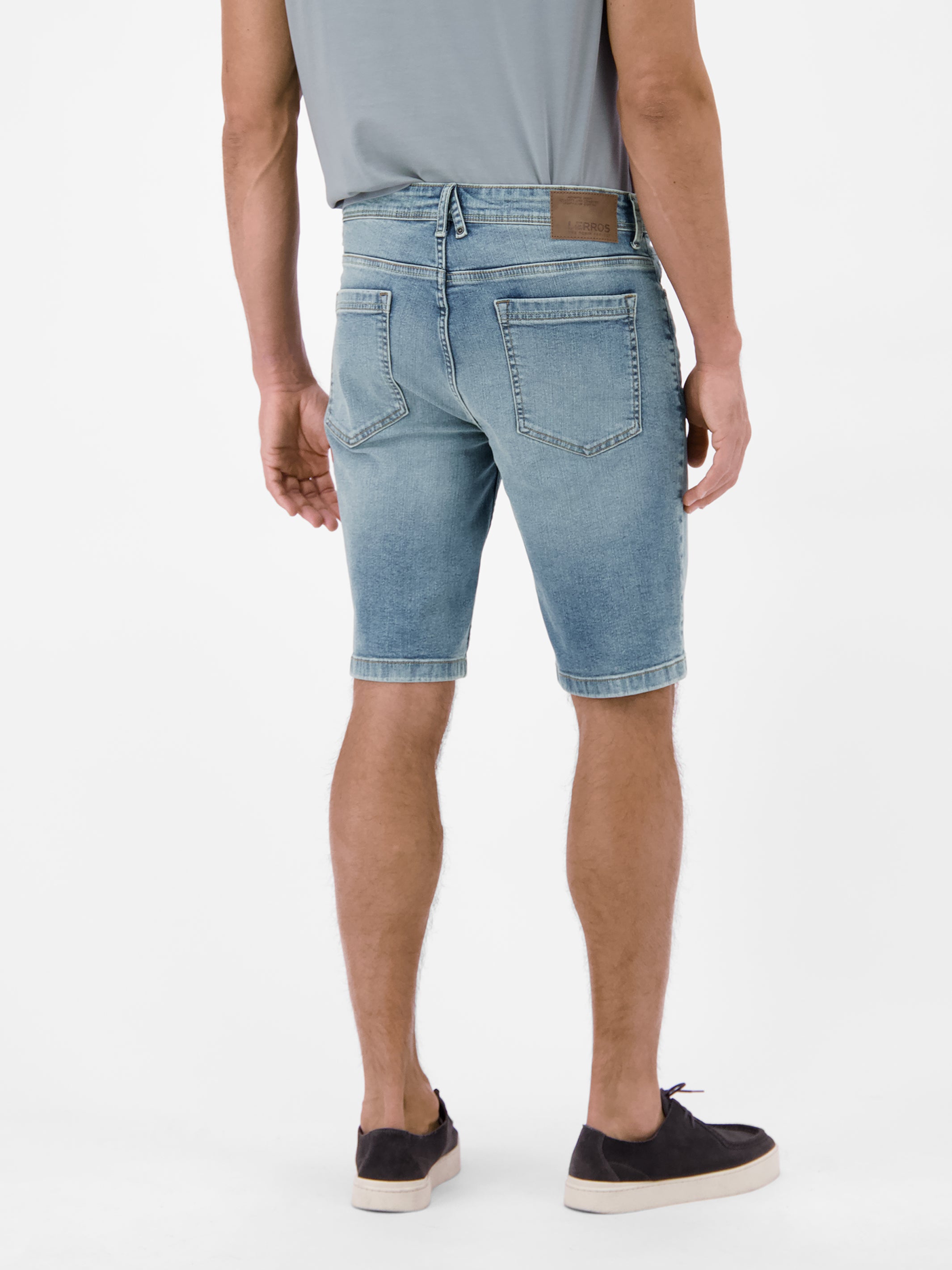 Denim Bermuda aus flexiblem Baumwollmischgewebe - Jeans Shorts
