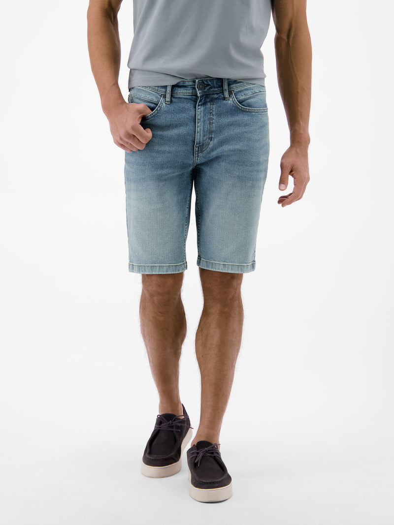 Denim Bermuda aus flexiblem Baumwollmischgewebe - Jeans Shorts