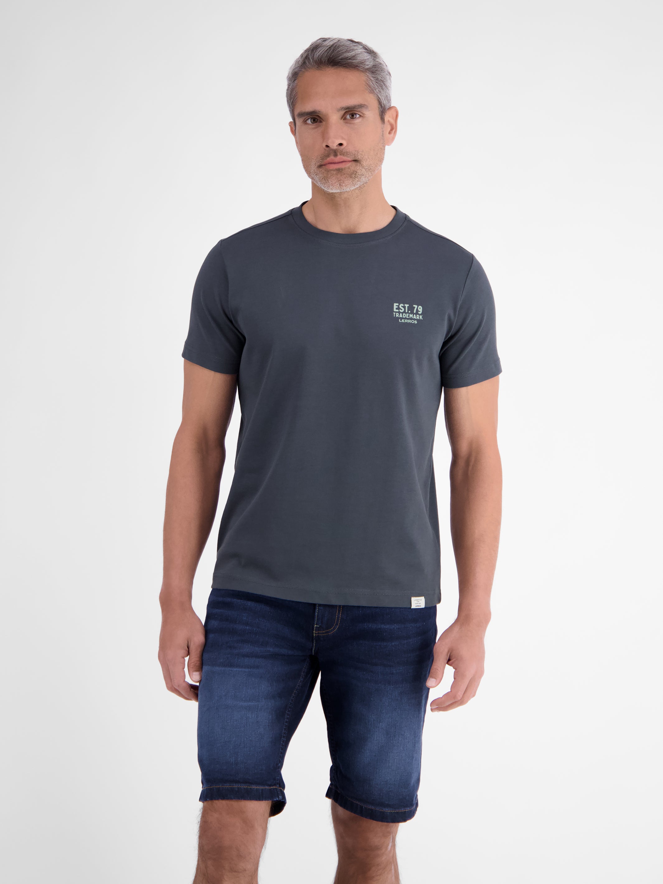 Baumwoll-T-Shirt mit bequemem Rundhalsausschnitt und Print - T-Shirt Rundhals