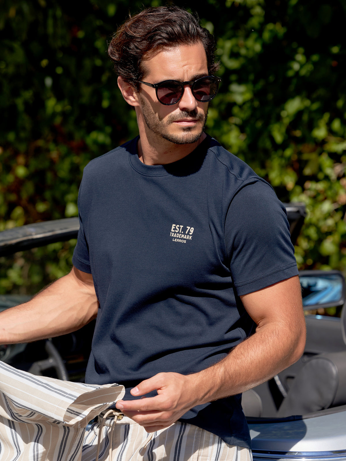 Baumwoll-T-Shirt mit bequemem Rundhalsausschnitt und Print - T-Shirt Rundhals