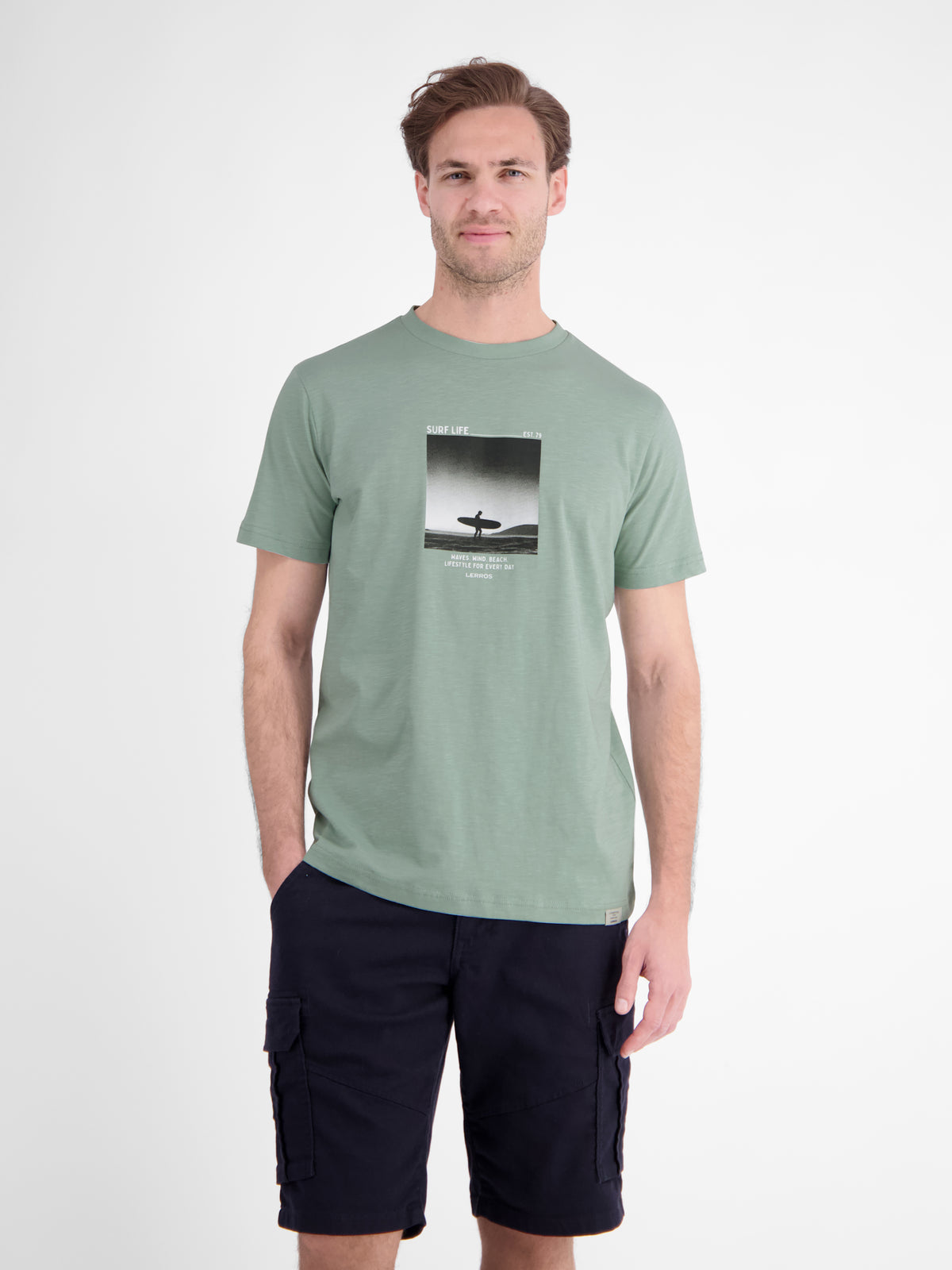 Sportliches T-Shirt mit Surfer-Motiv-Print, reine Baumwolle - T-Shirt Rundhals