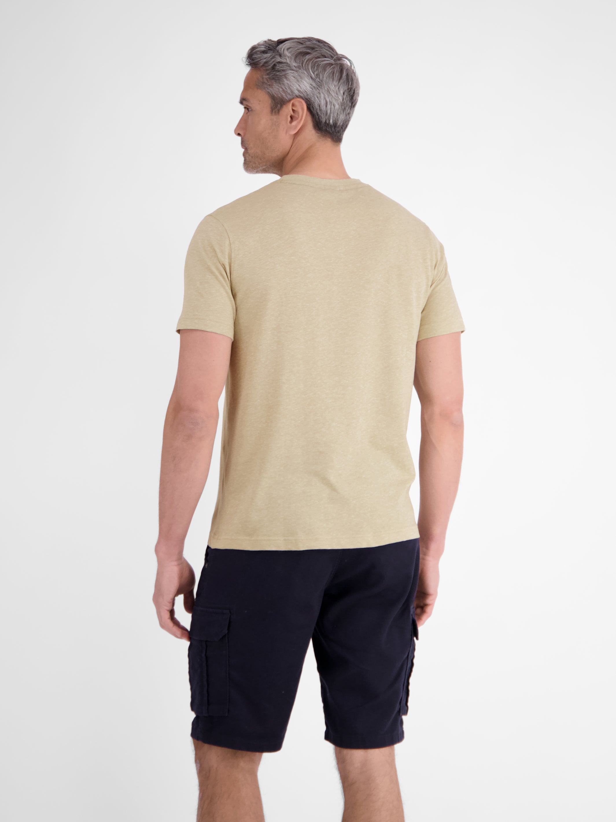 T-Shirt aus Baumwoll-Leinen-Mix in moderner 2-Tone-Optik - T-Shirt Rundhals