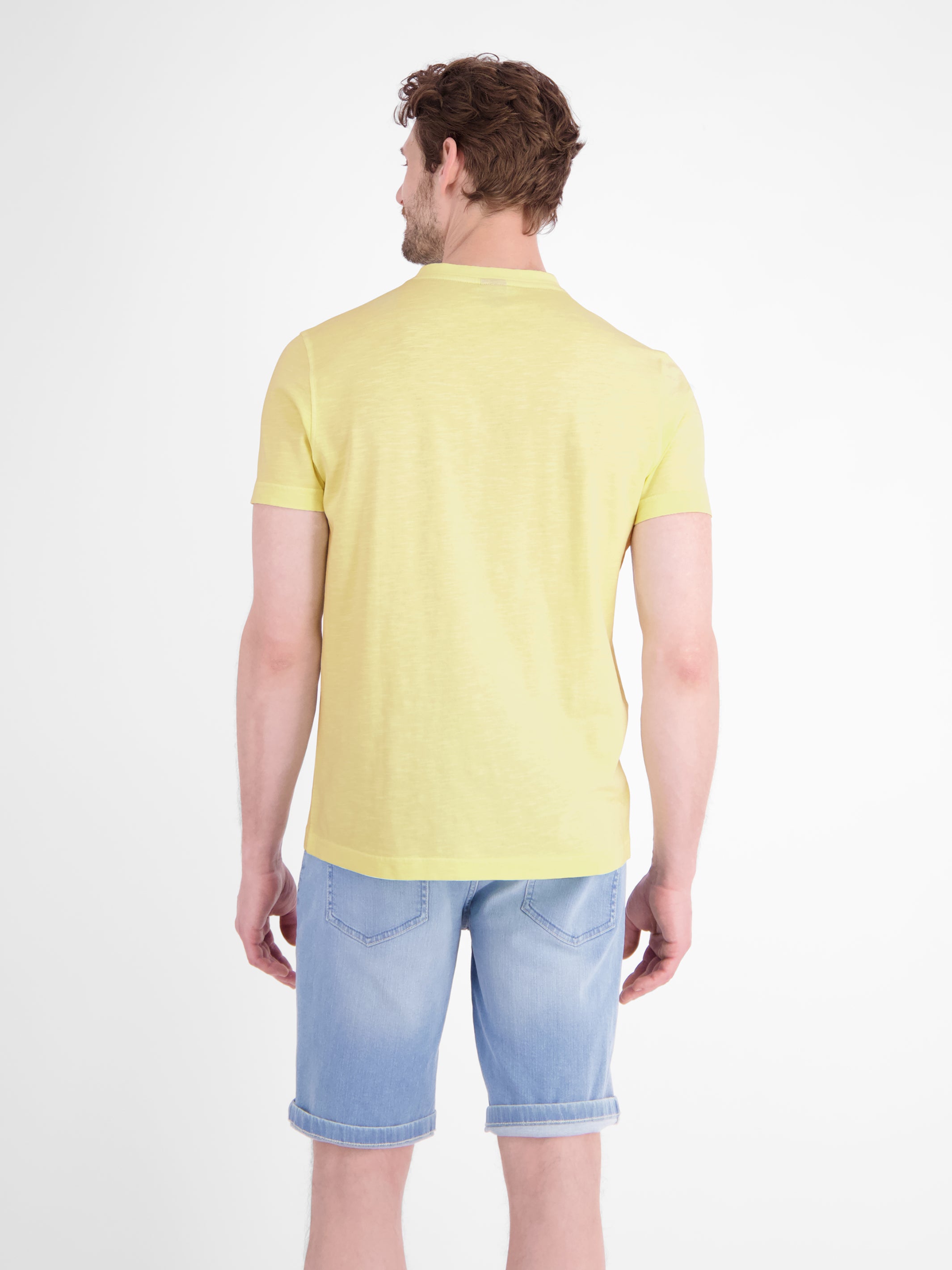 T-Shirt mit sportlichem V-Ausschnitt aus reiner Baumwolle - T-Shirt Rundhals