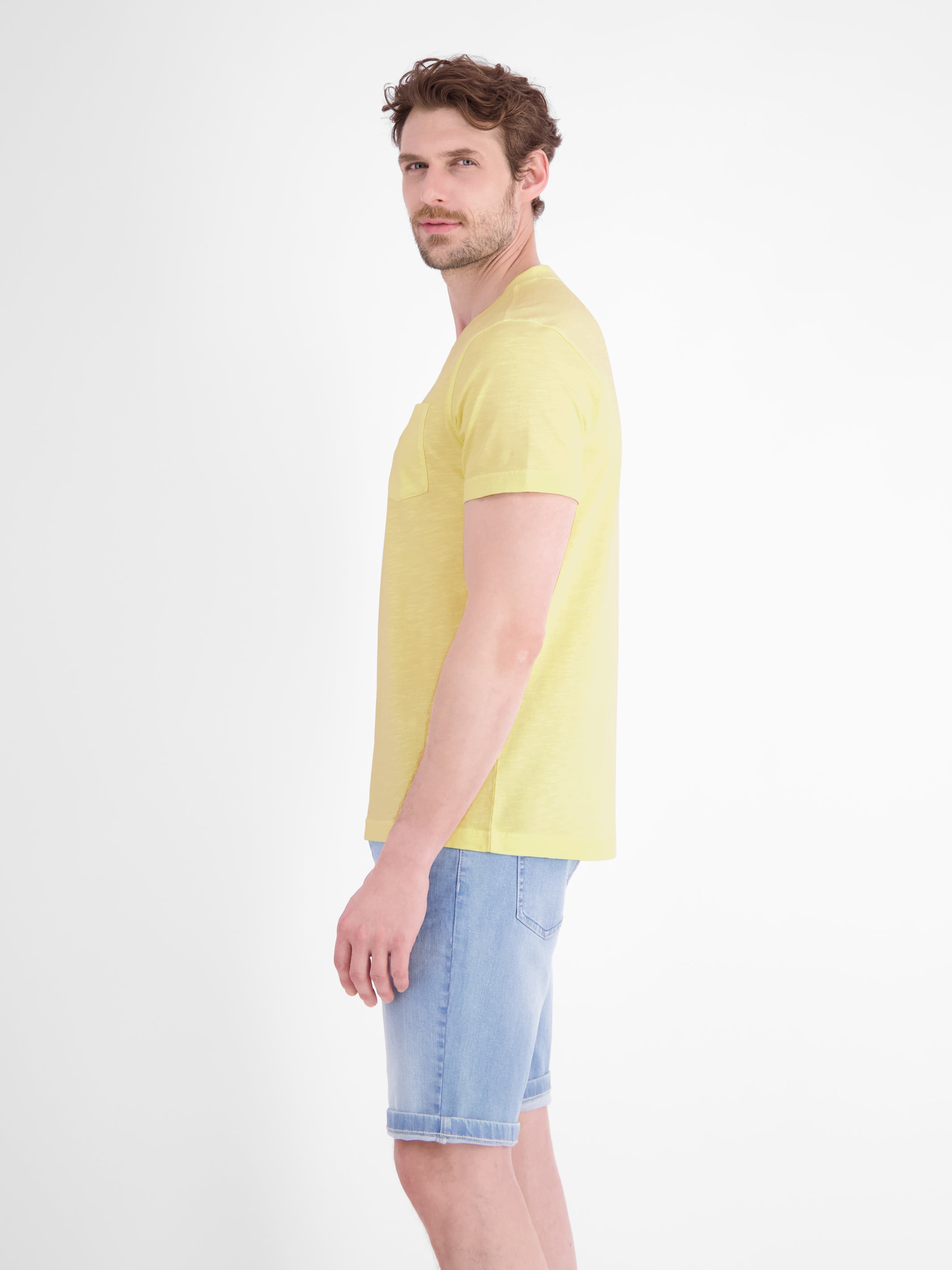 T-Shirt mit sportlichem V-Ausschnitt aus reiner Baumwolle - T-Shirt Rundhals