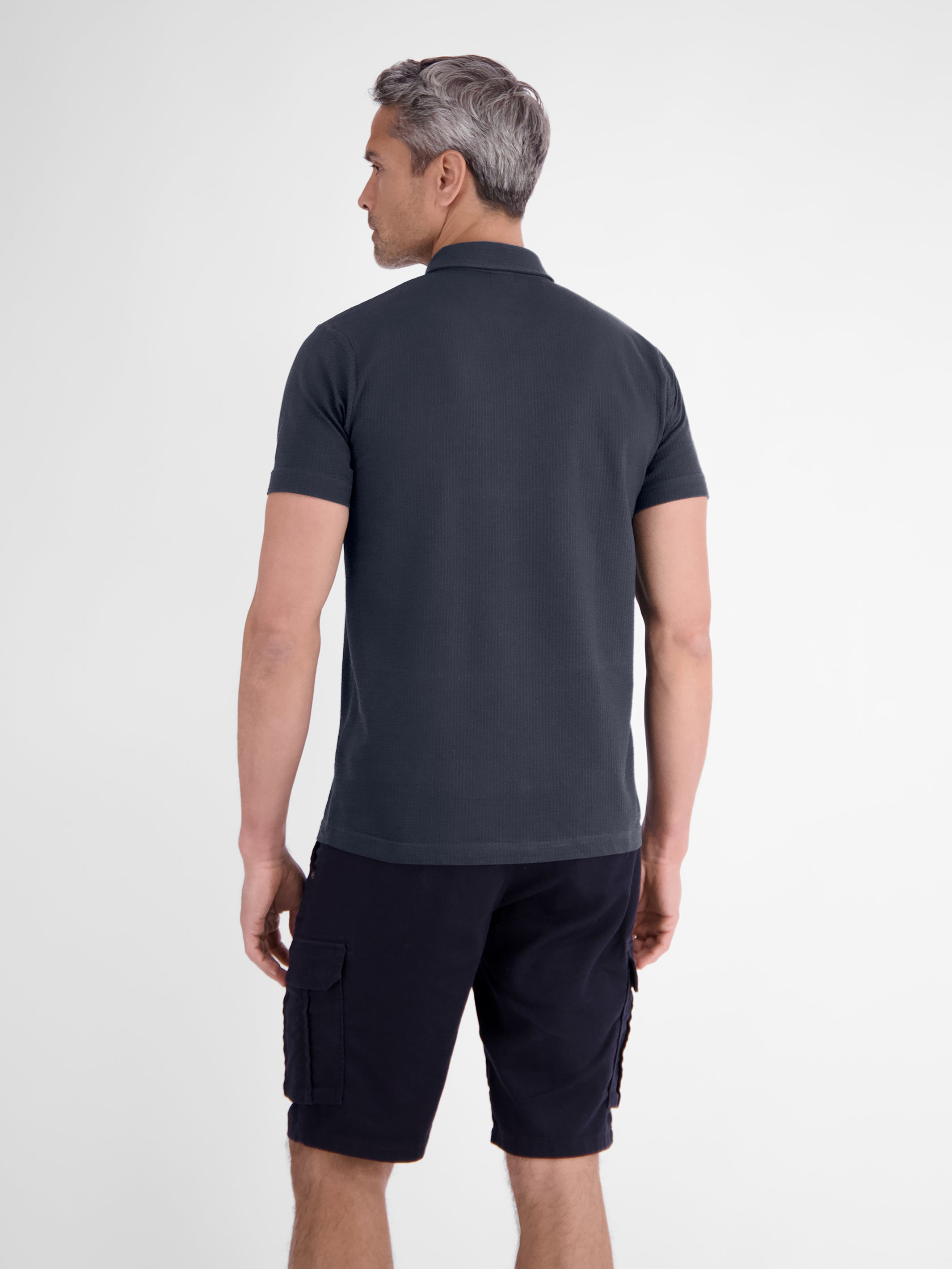Poloshirt in weicher Seersucker-Qualität - Polo Shirt Kurzarm