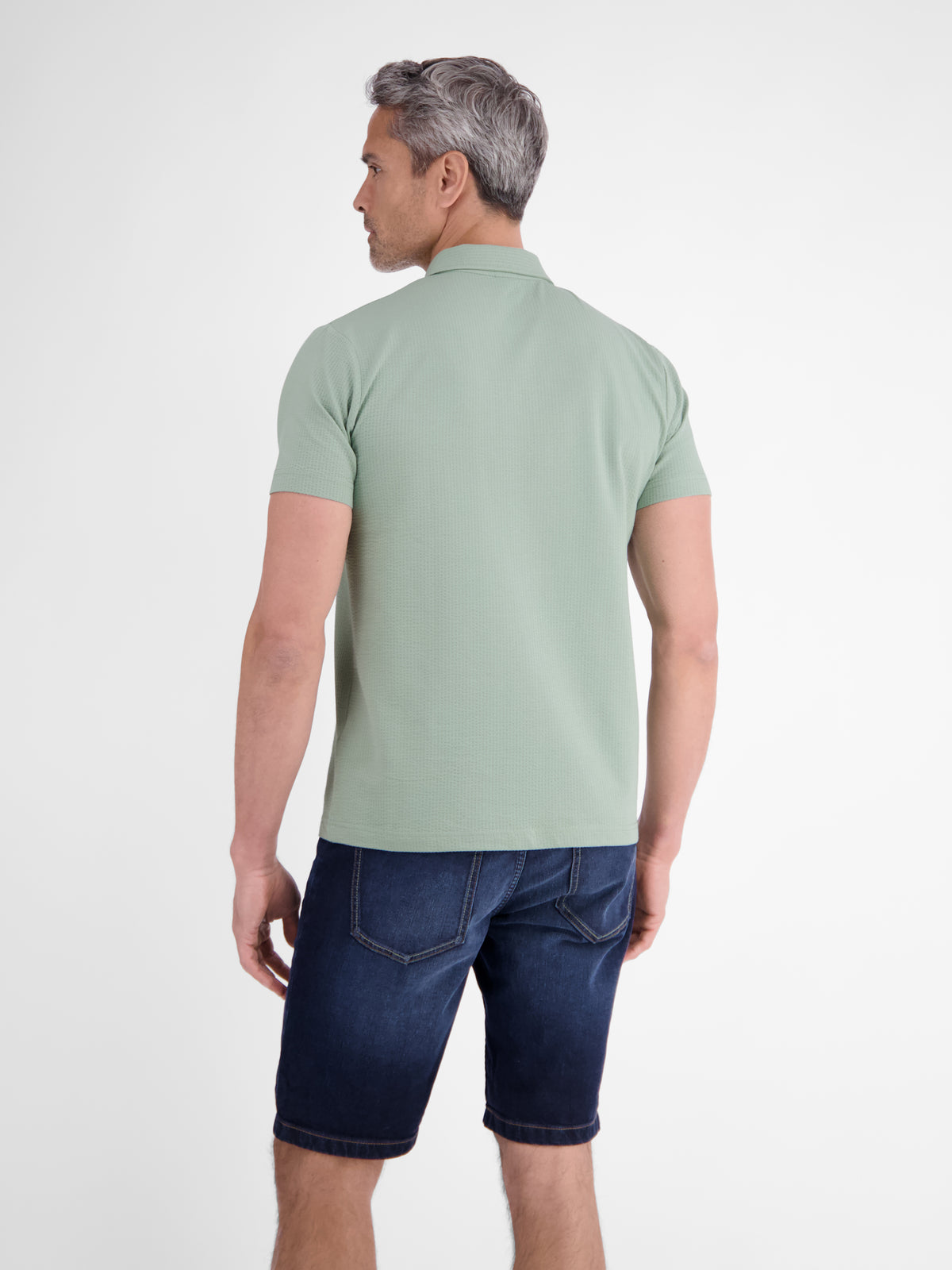 Poloshirt in weicher Seersucker-Qualität - Polo Shirt Kurzarm