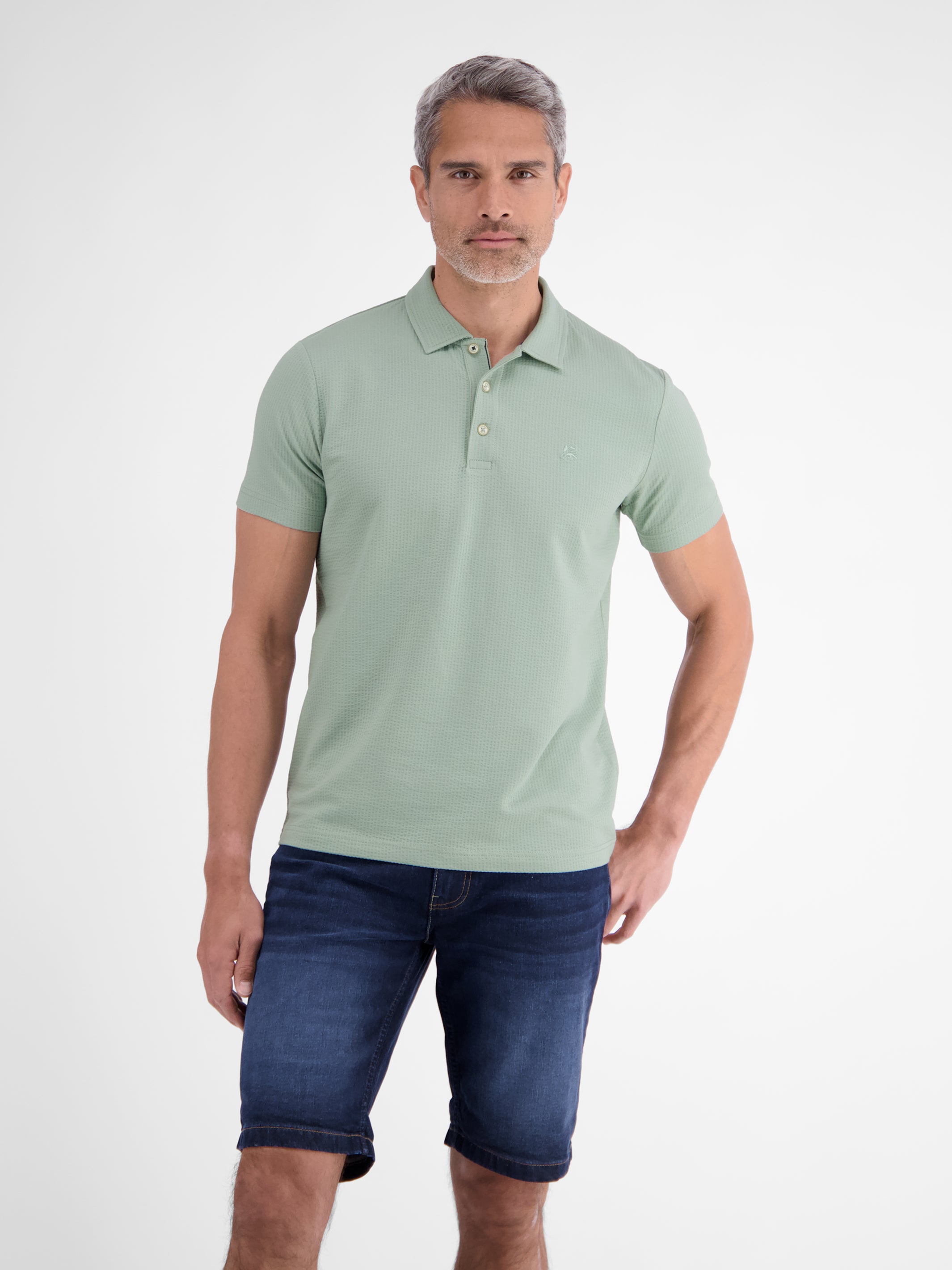 Poloshirt in weicher Seersucker-Qualität - Polo Shirt Kurzarm