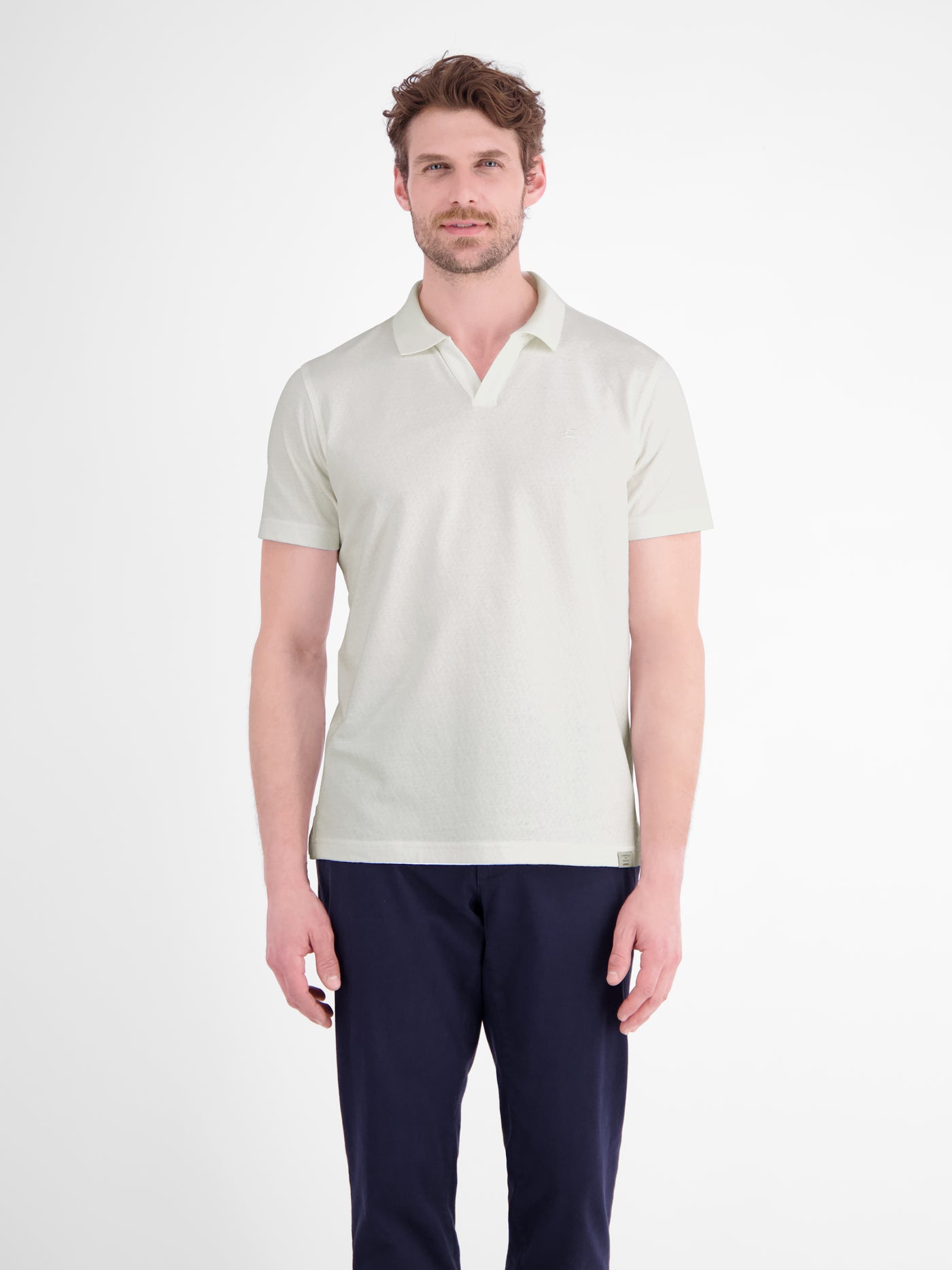 Modernes Poloshirt mit Jaquard-Muster und knopflosem Kragen - Polo Shirt Kurzarm
