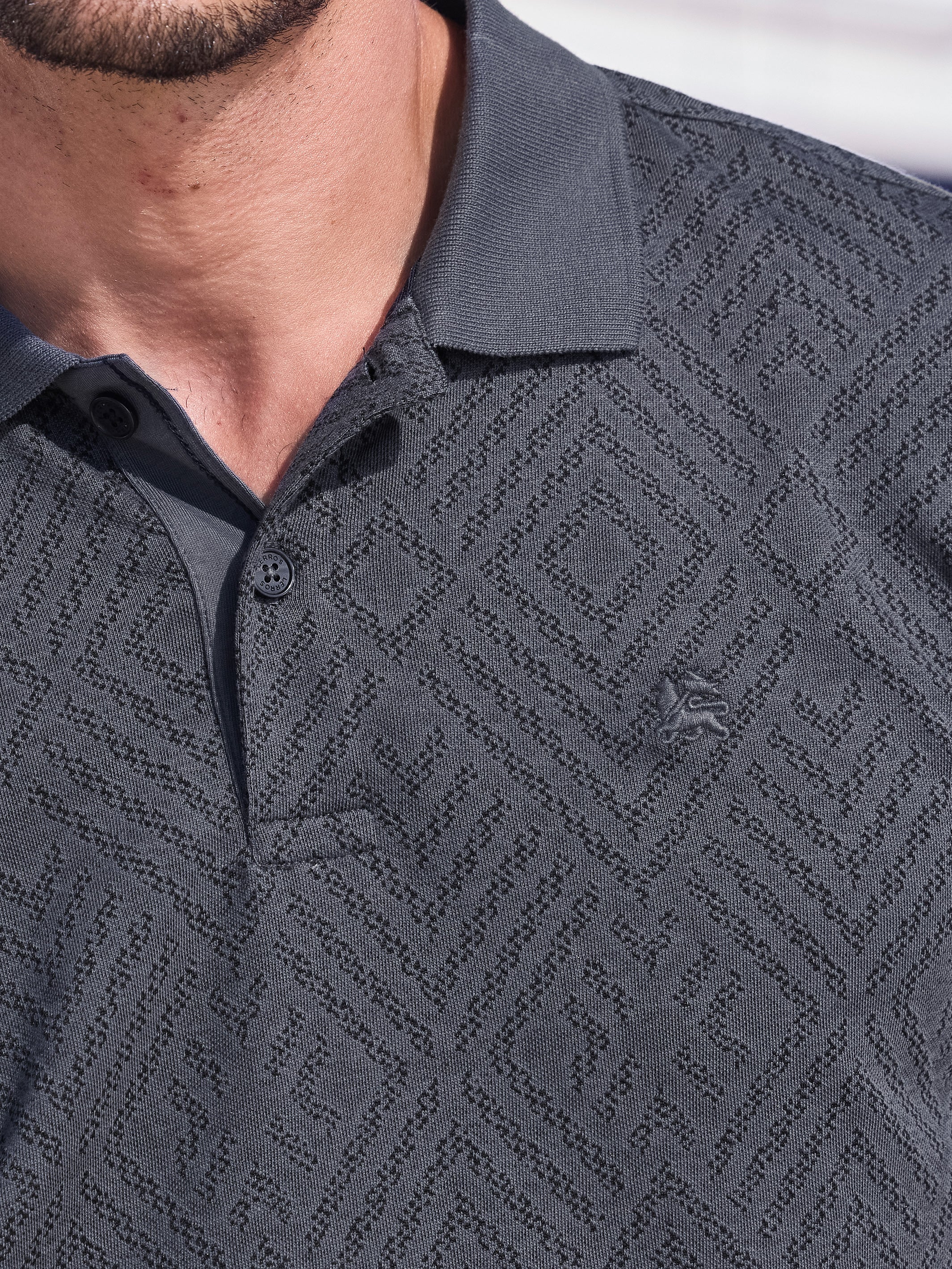 Poloshirt mit rautenförmigem Jaquard-Muster in 2-Tone-Optik - Polo Shirt Kurzarm
