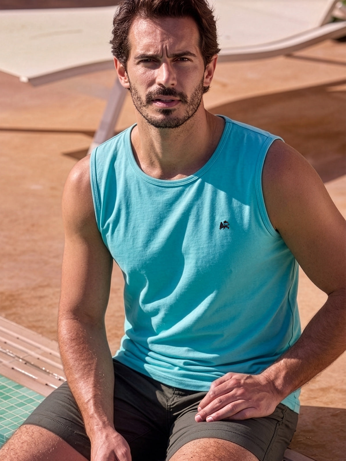 Sportliches Tanktop aus Baumwolle mit Rundhalskragen