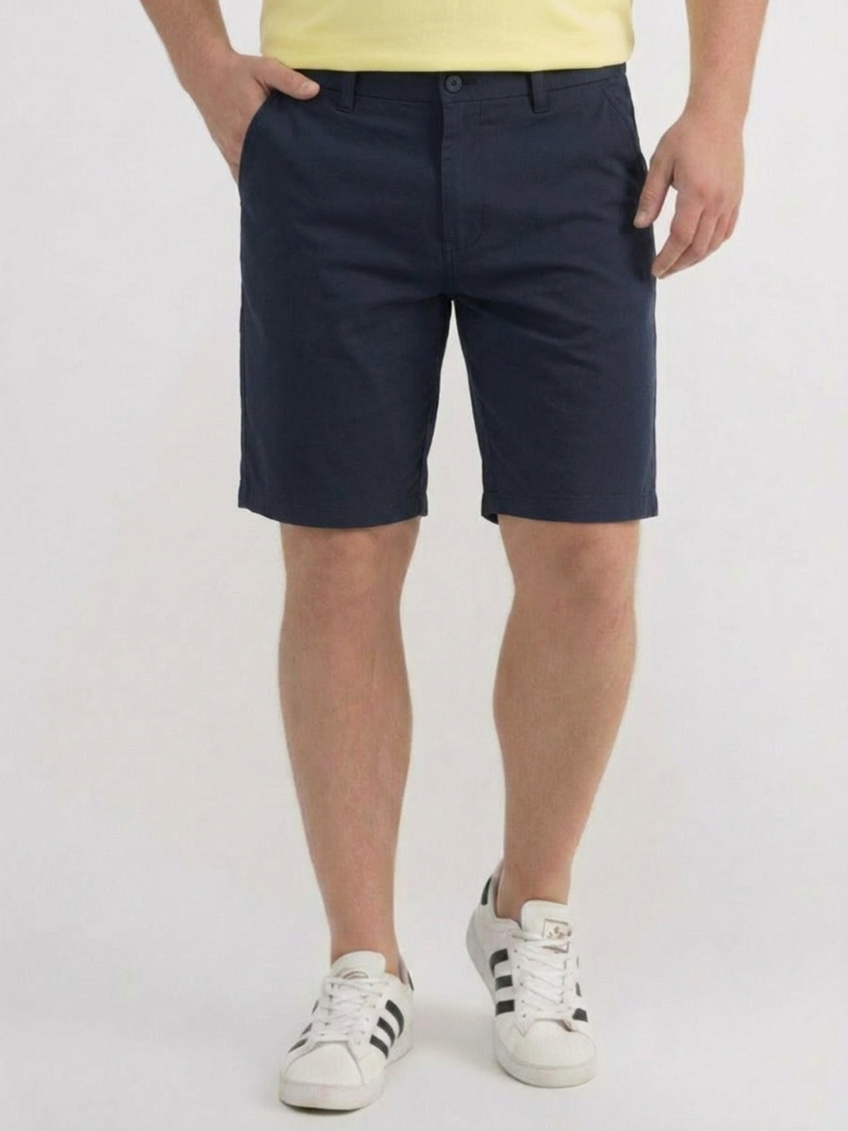 Sportliche Chino-Shorts aus Nylon-Mix in großen Größen - Chino Shorts