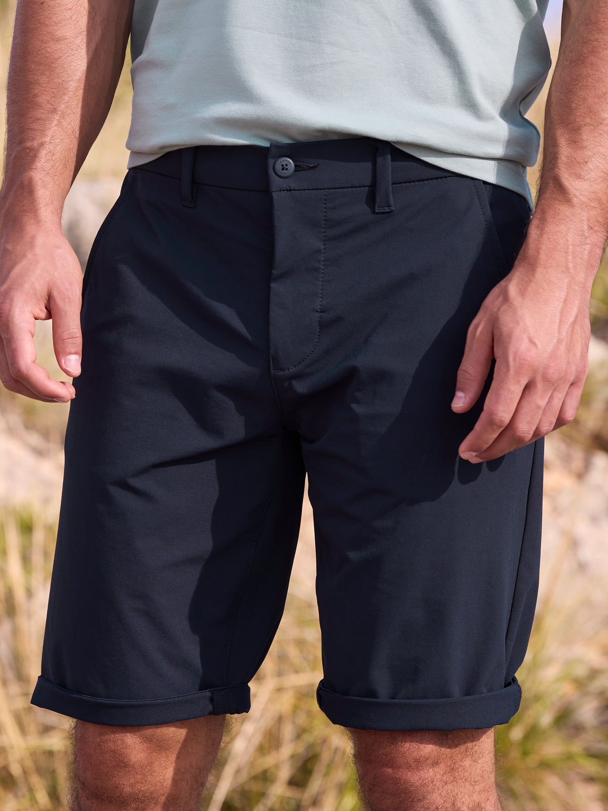 Sportliche Chino-Shorts aus flexiblem Nylon-Mix - Chino Shorts