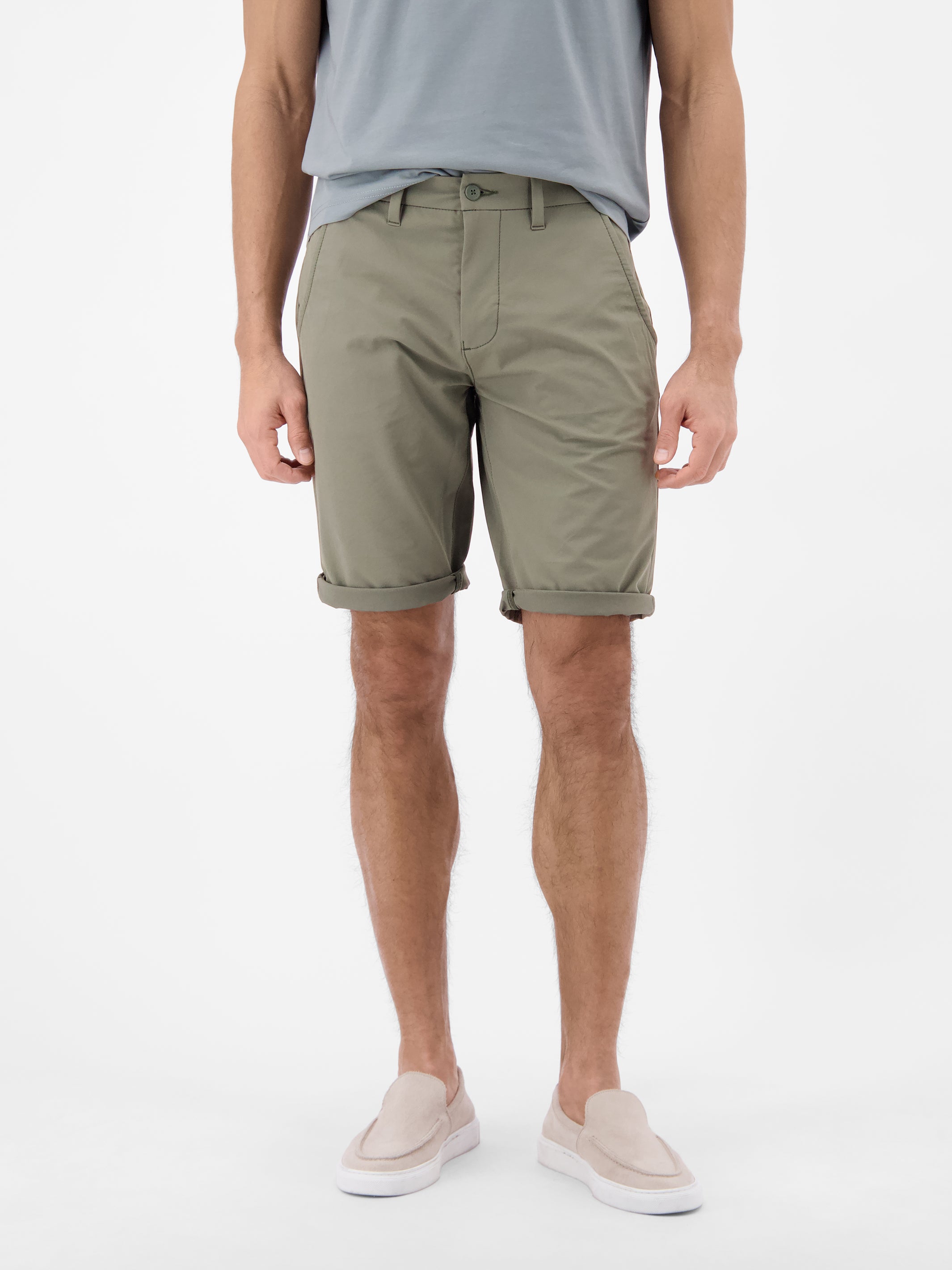 Sportliche Chino-Shorts aus flexiblem Nylon-Mix - Chino Shorts