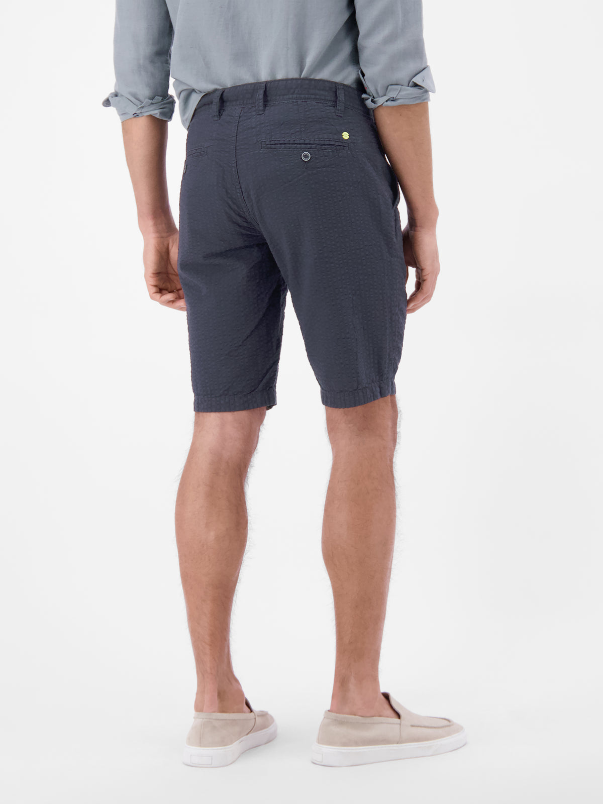 Chino-Shorts aus Baumwolle in leichter Seersucker-Qualität - Chino Shorts
