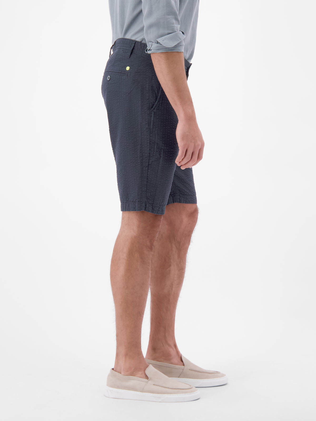 Chino-Shorts aus Baumwolle in leichter Seersucker-Qualität - Chino Shorts