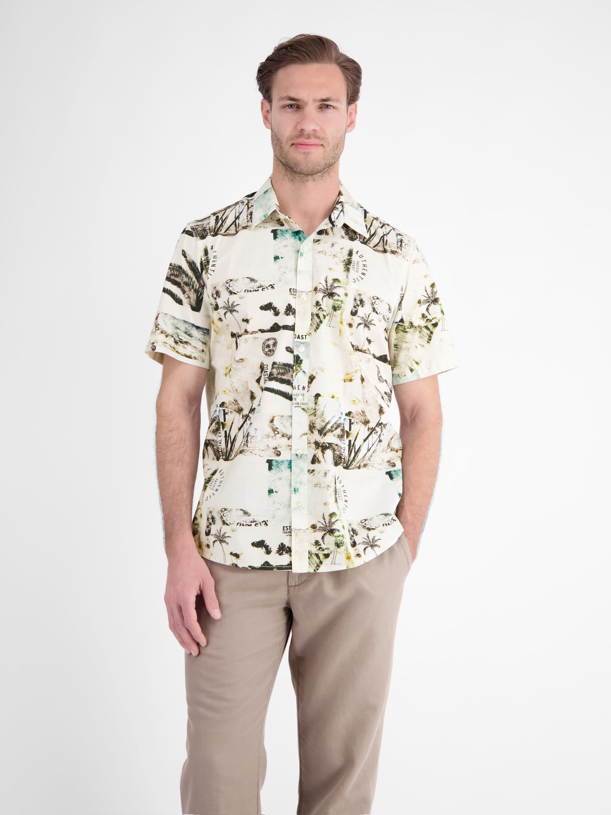 Leichtes Kurzarmhemd im Hawaii-Look für kühlen Komfort - Kurzarmhemd