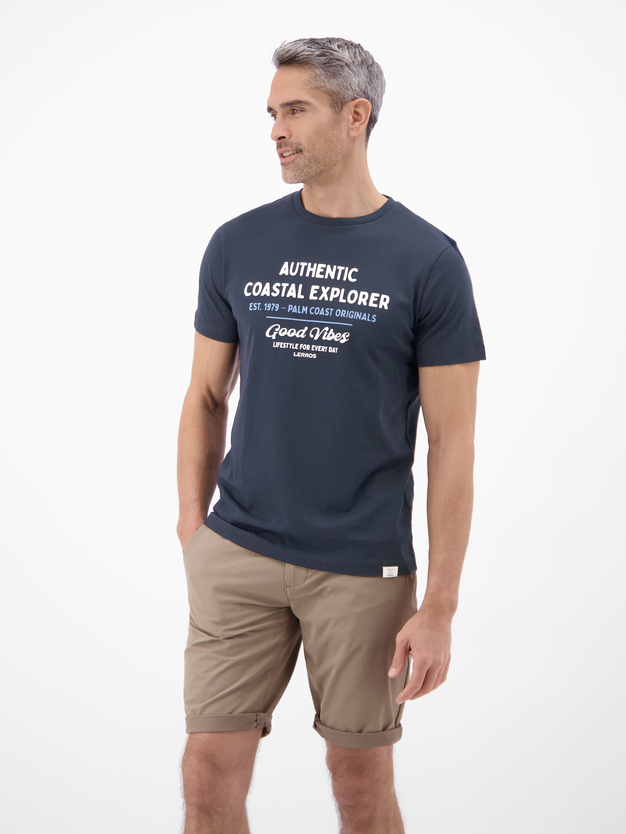 T-Shirt mit O-Neck aus softer Baumwolle mit Summervibe-Print - T-Shirt Rundhals