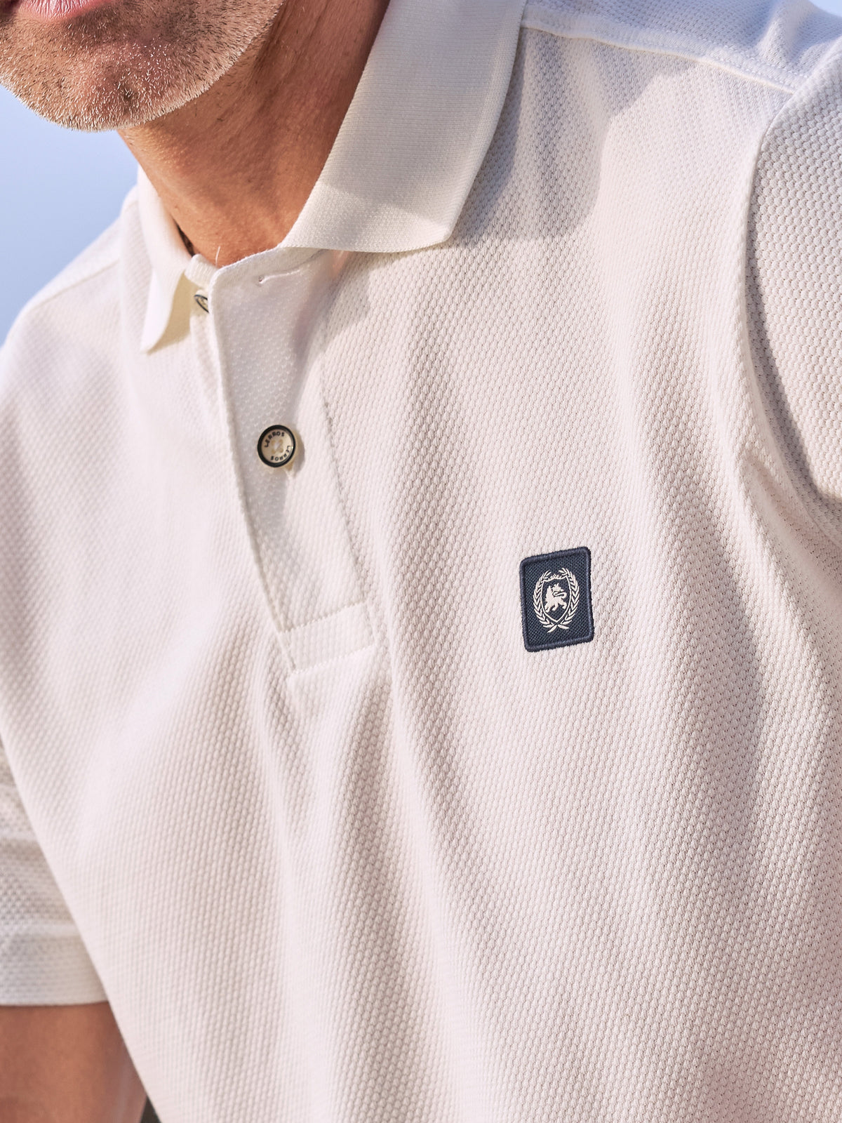 Maskulines Poloshirt aus Baumwolle mit griffiger Struktur - Polo Shirt Kurzarm