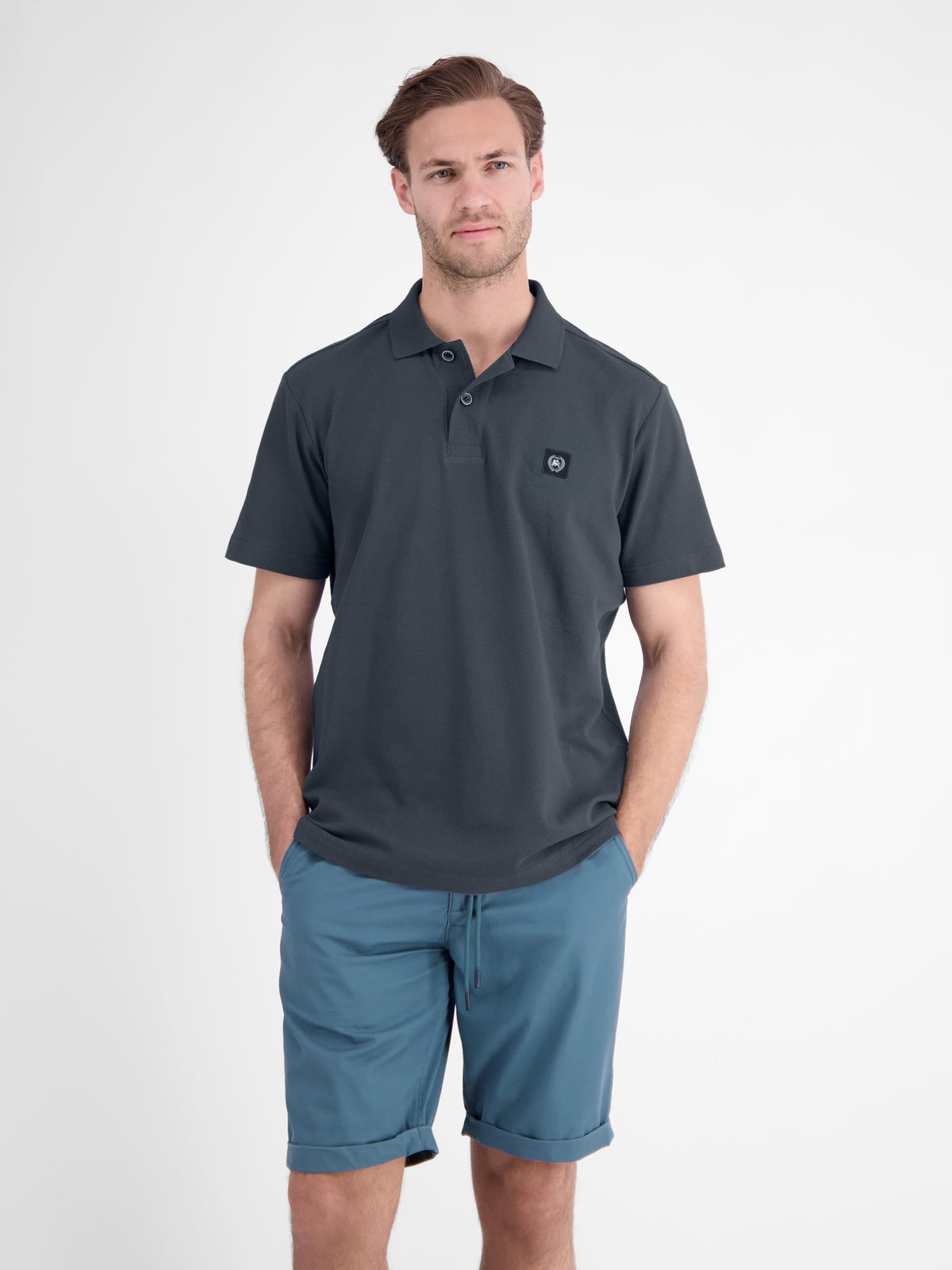 Maskulines Poloshirt aus Baumwolle mit griffiger Struktur - Polo Shirt Kurzarm