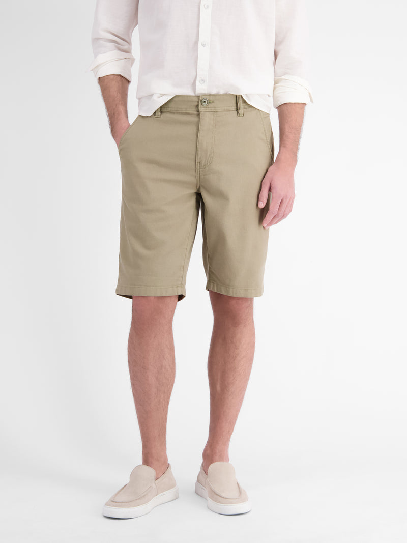 Bequeme Shorts aus griffiger Baumwolle mit Stretchanteil - Chino Shorts
