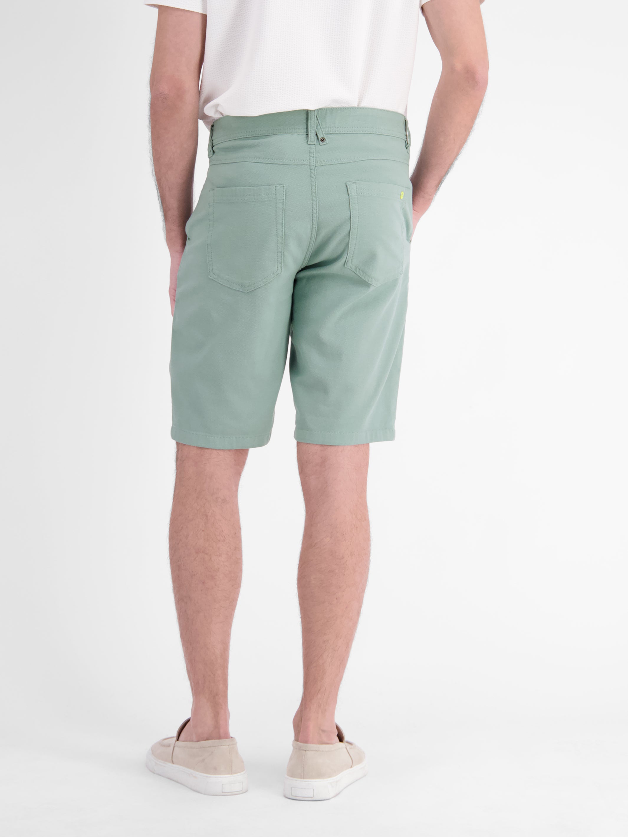 Bequeme Shorts aus griffiger Baumwolle mit Stretchanteil - Chino Shorts