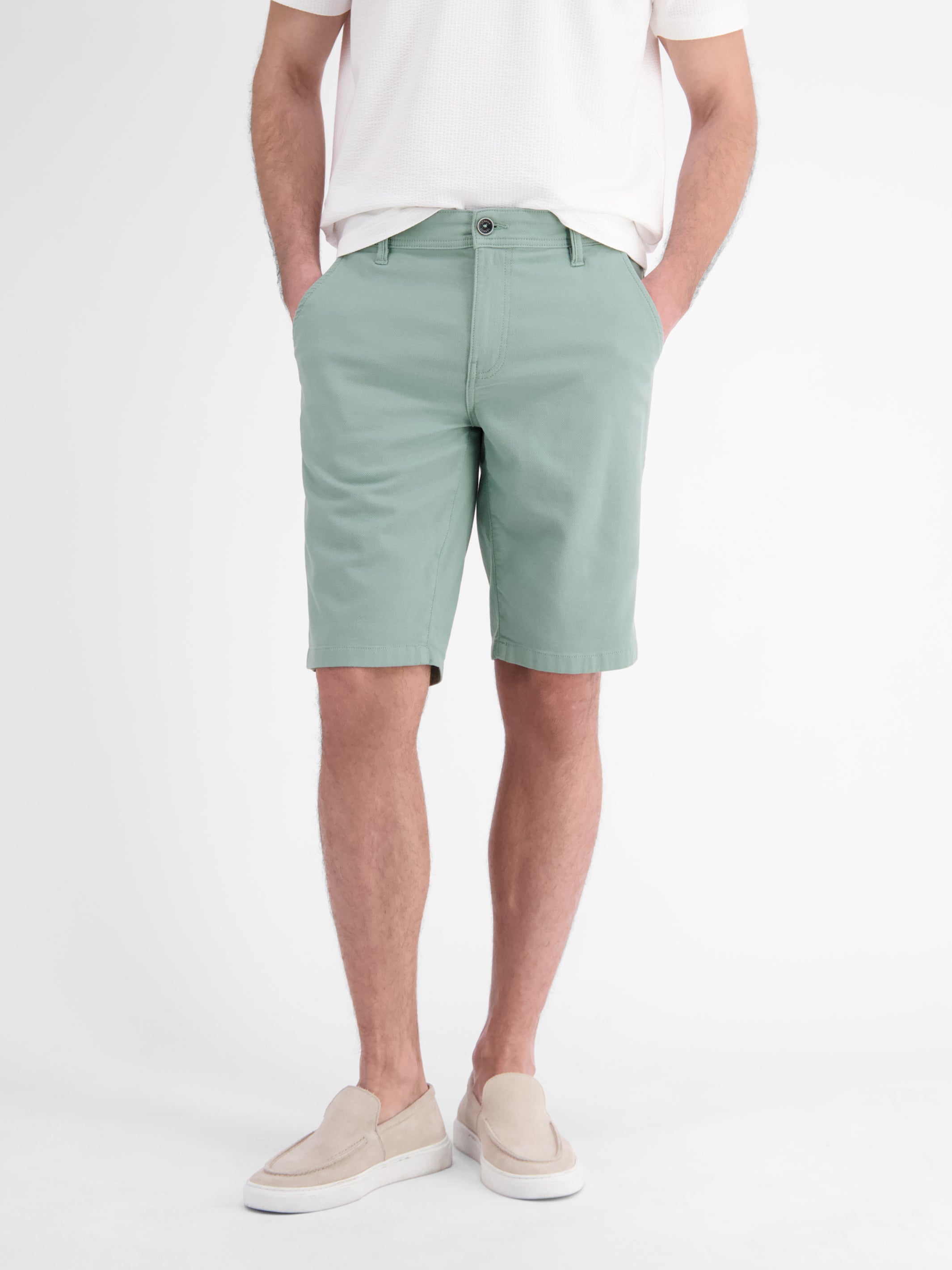 Bequeme Shorts aus griffiger Baumwolle mit Stretchanteil - Chino Shorts