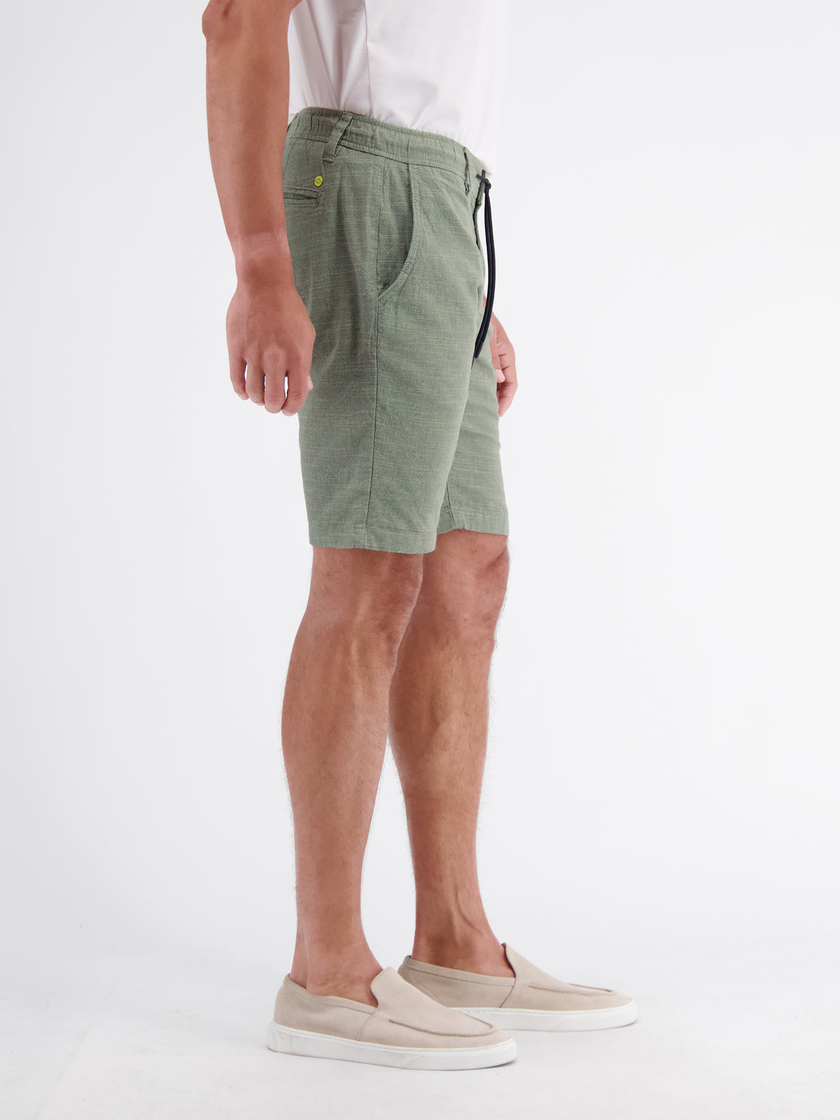 Summer chino shorts made of pure cotton with drawstring
