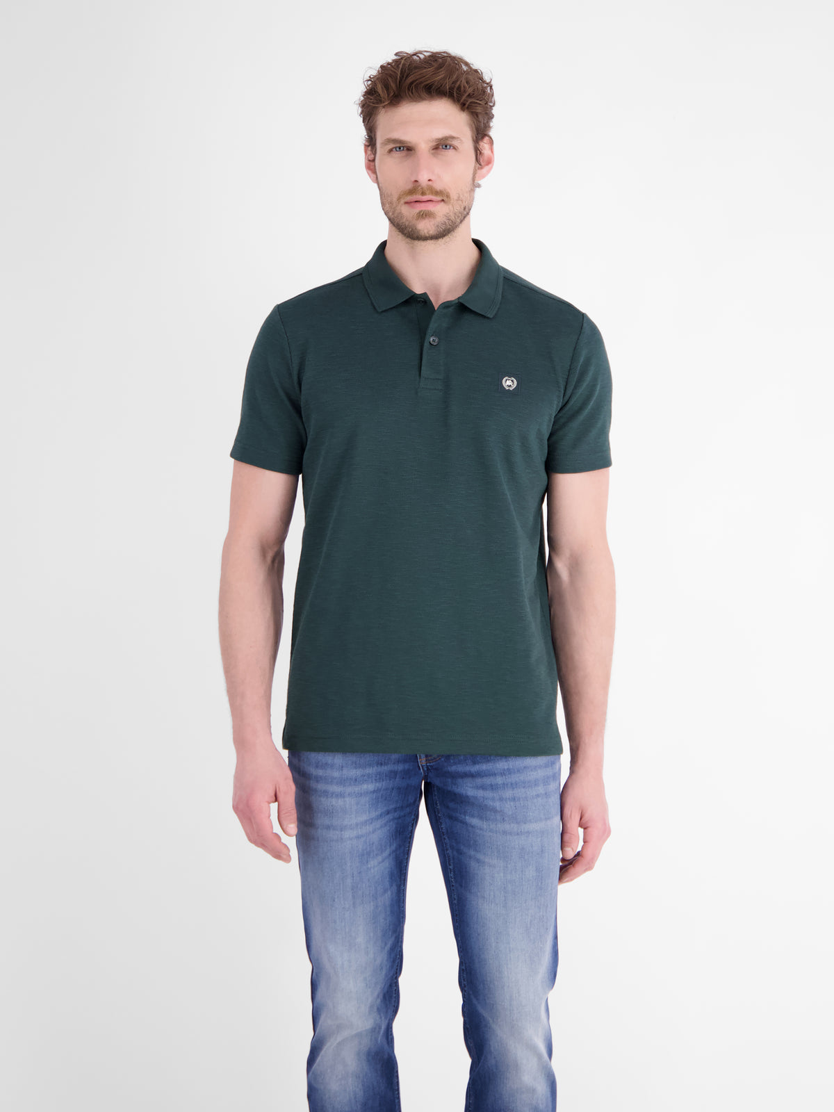 Poloshirt in trendigen Farben mit Flachstrickkragen
