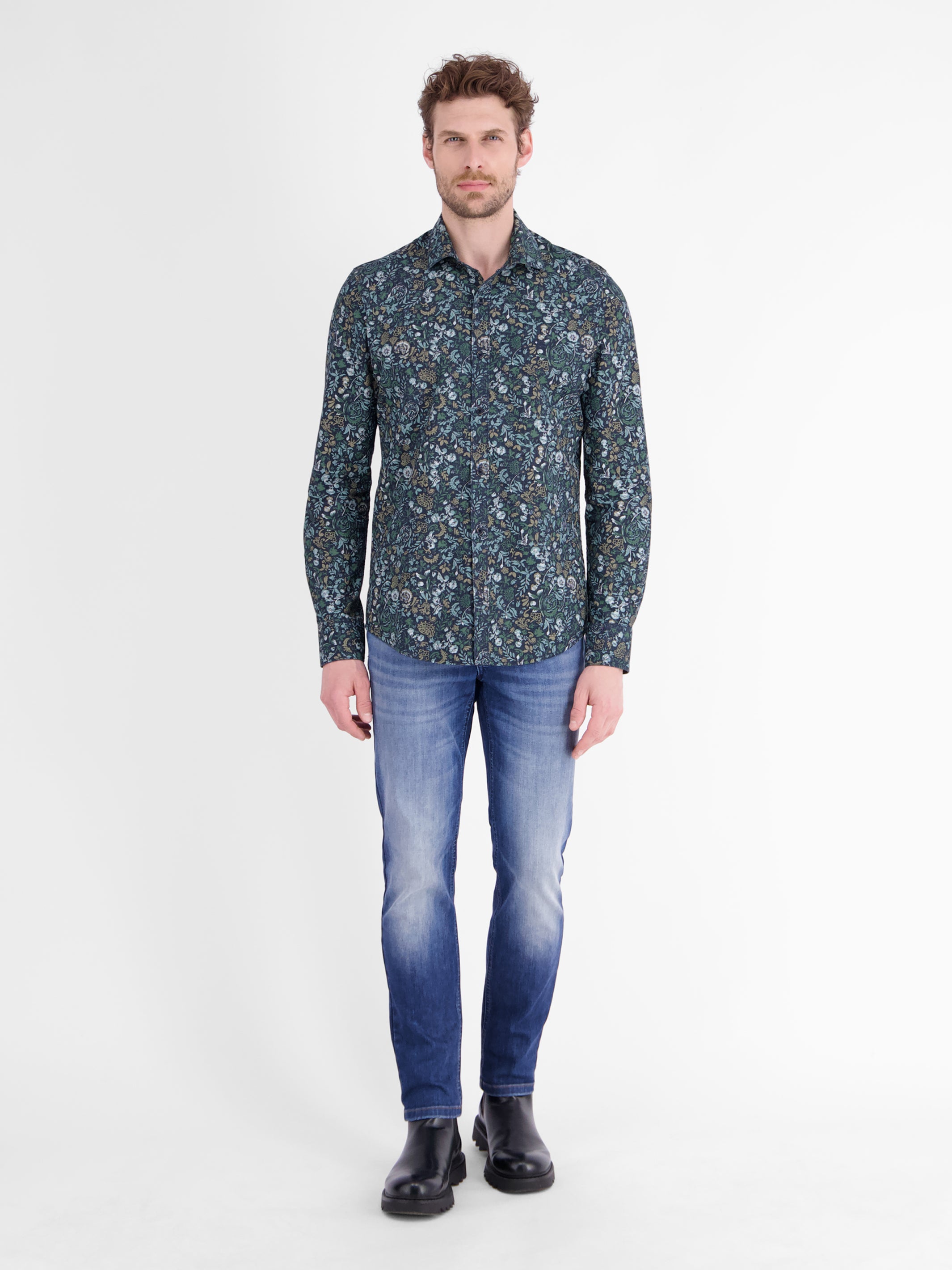 Men's shirt with floral print in a lightweight cotton blend
