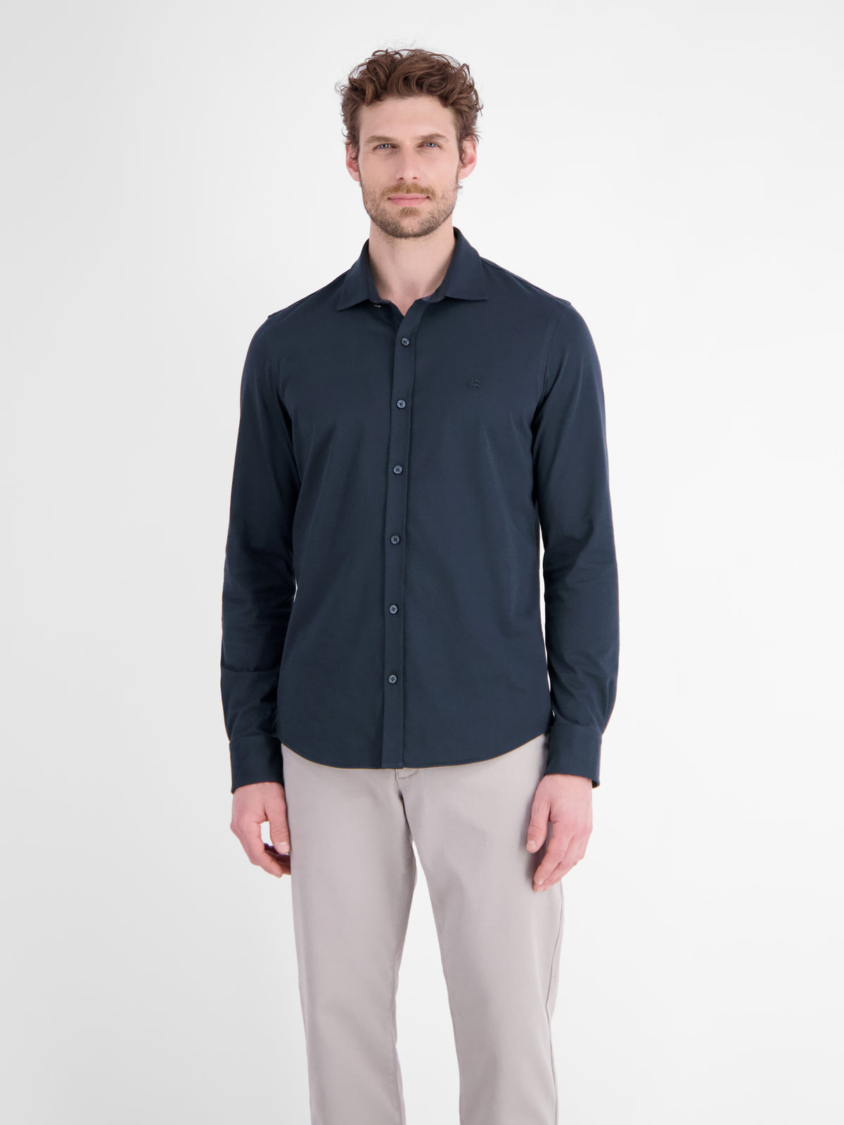 Dynamic men's shirt made from airy Cool & Dry blended fabric