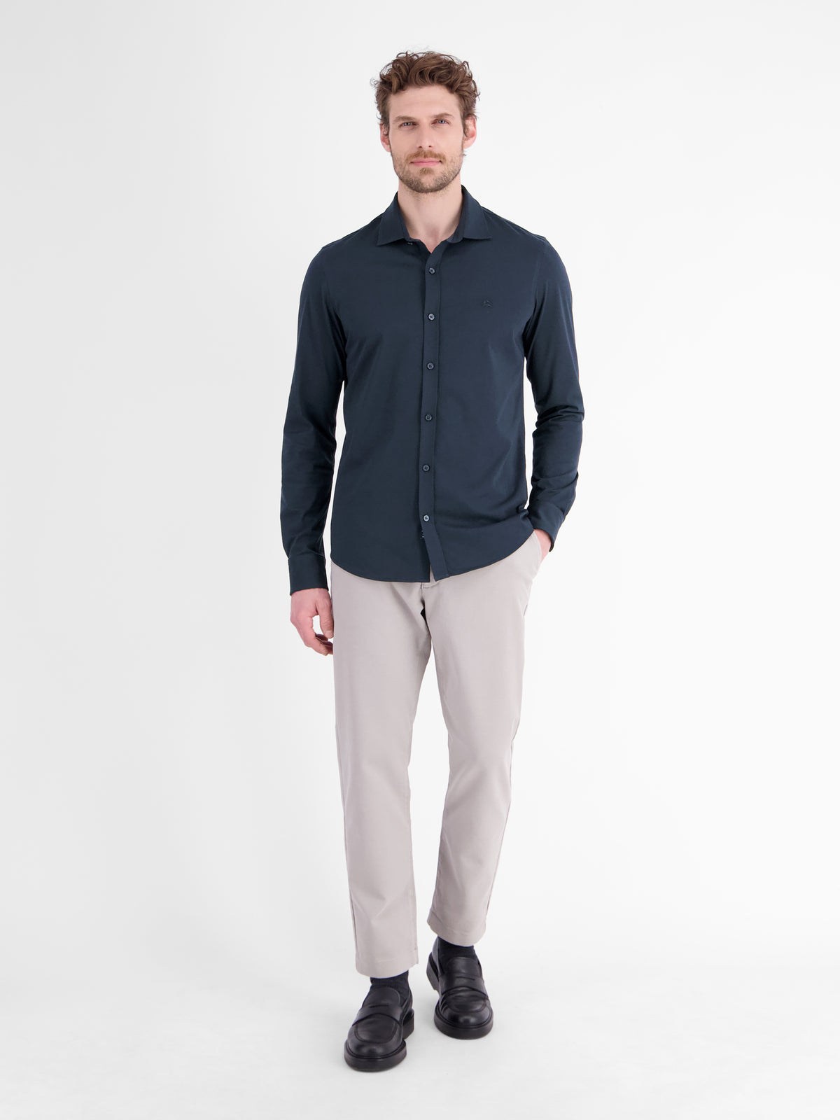 Dynamic men's shirt made from airy Cool & Dry blended fabric