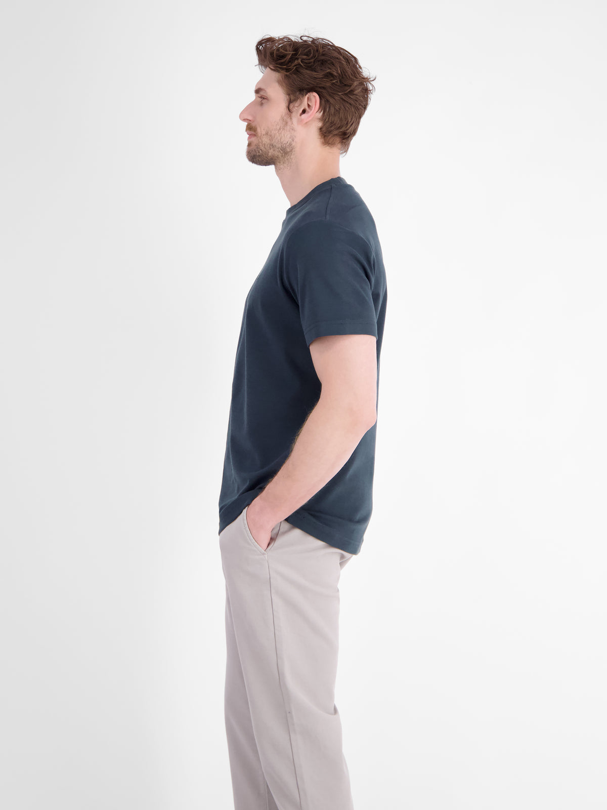 Hochwertiges T-Shirt aus reiner Baumwolle