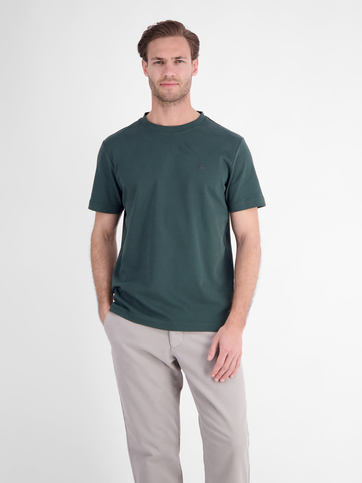 Hochwertiges T-Shirt aus reiner Baumwolle