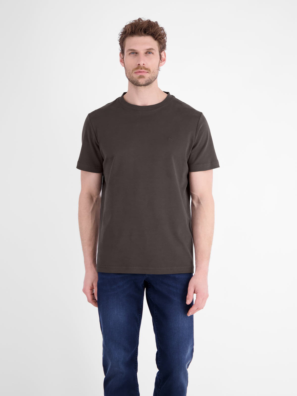Hochwertiges T-Shirt aus reiner Baumwolle