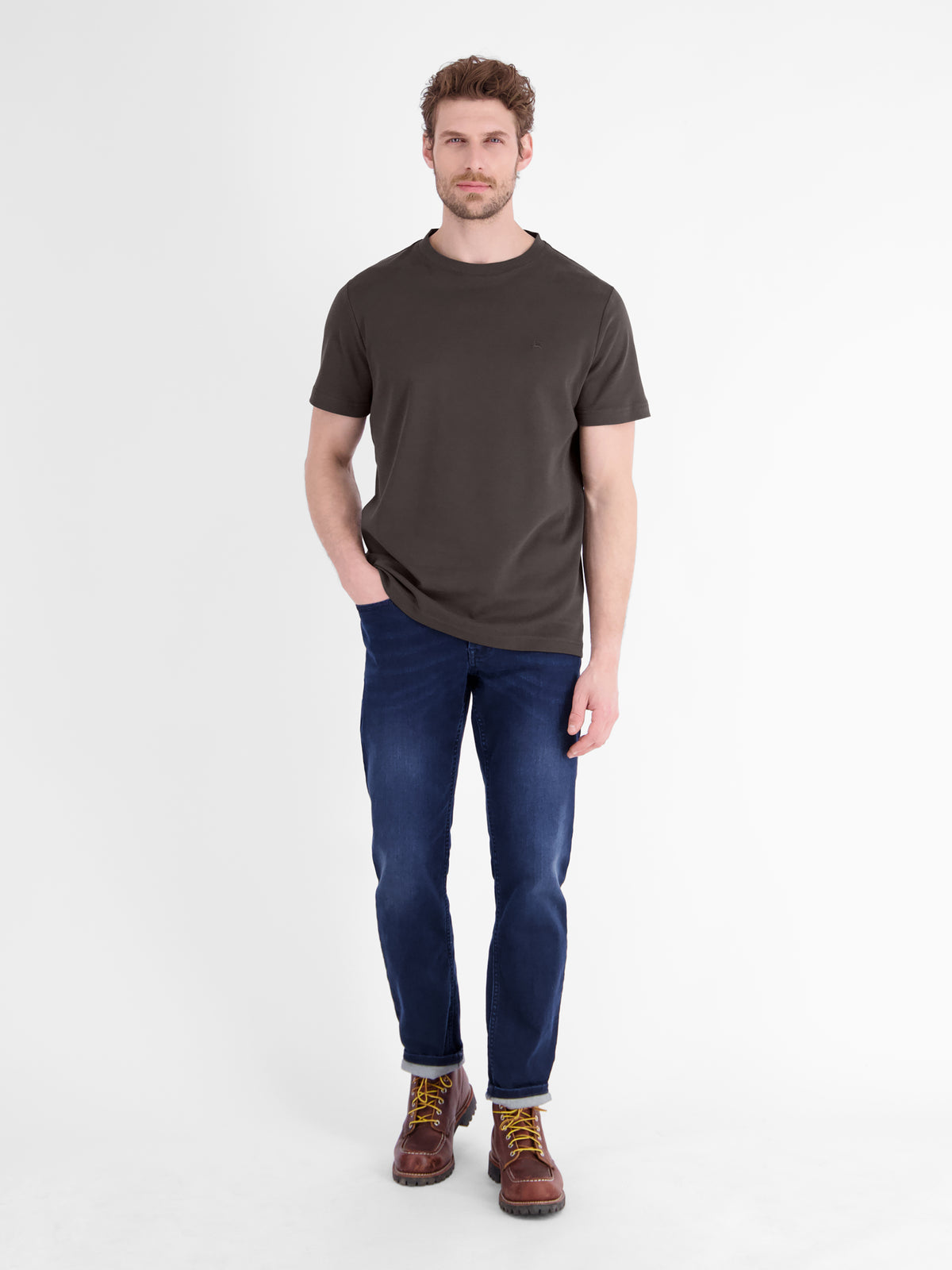 Hochwertiges T-Shirt aus reiner Baumwolle